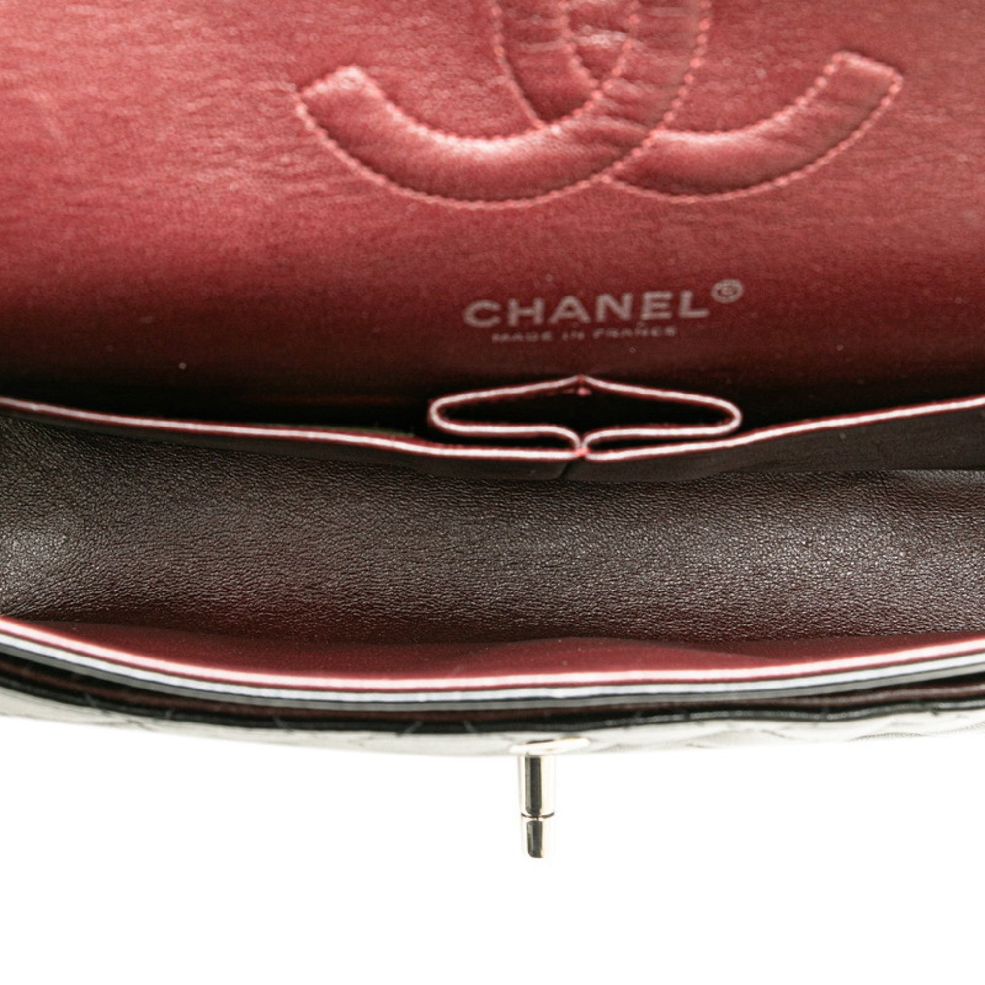 Chanel Matelasse Black Shoulder Bag (Pre-Owned)