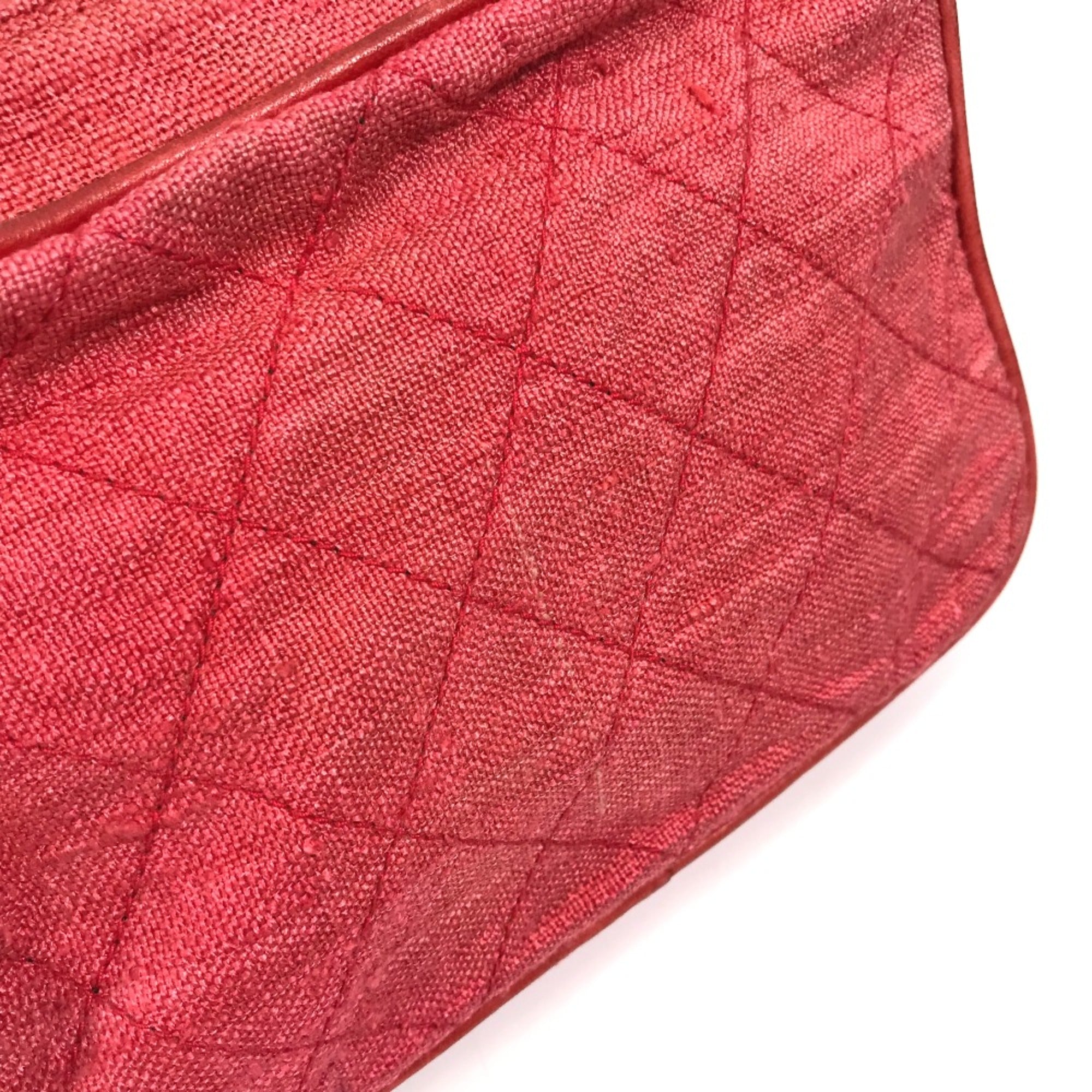 Chanel Red Cloth Shoulder Bag (Pre-Owned)
