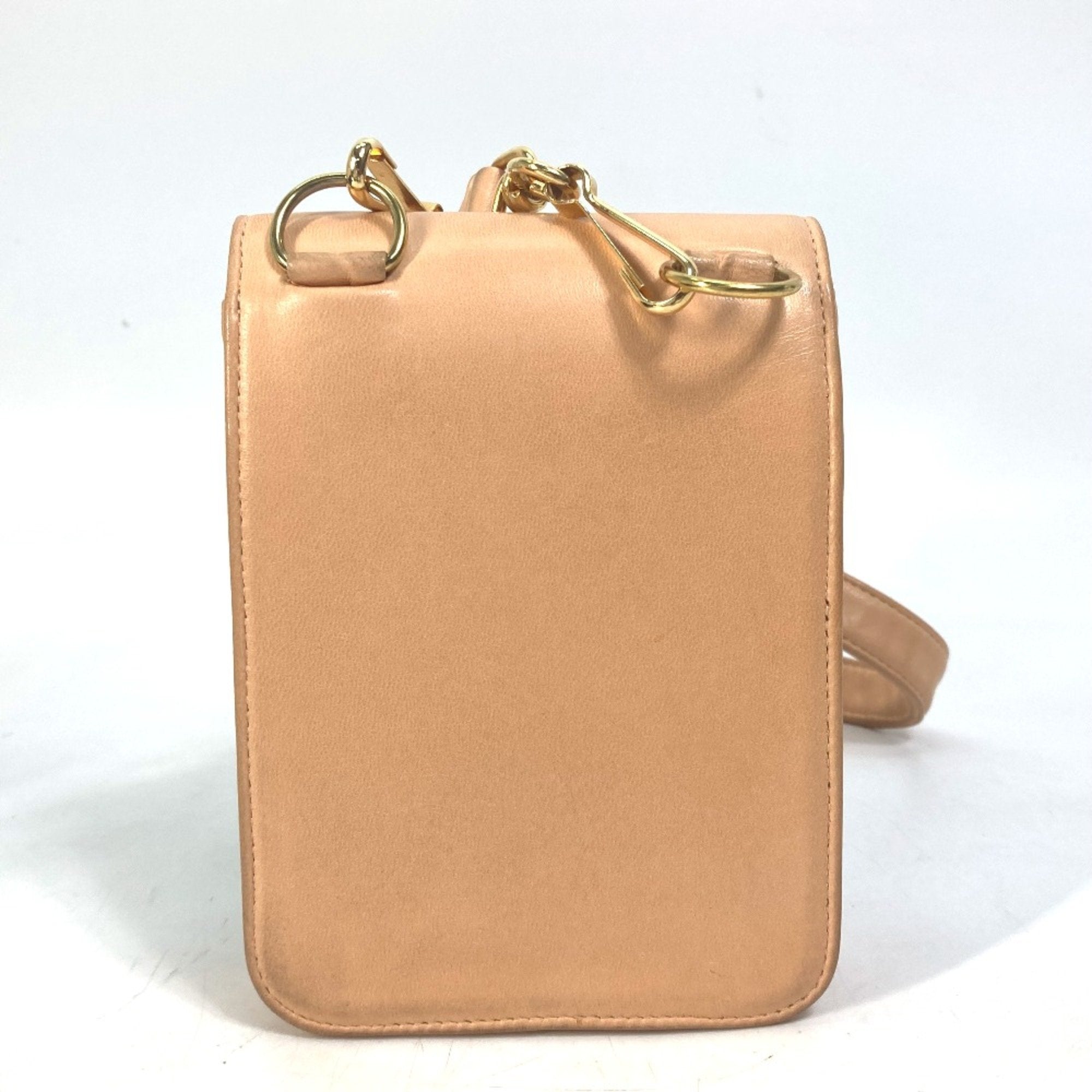 Chanel Pink Leather Shoulder Bag (Pre-Owned)