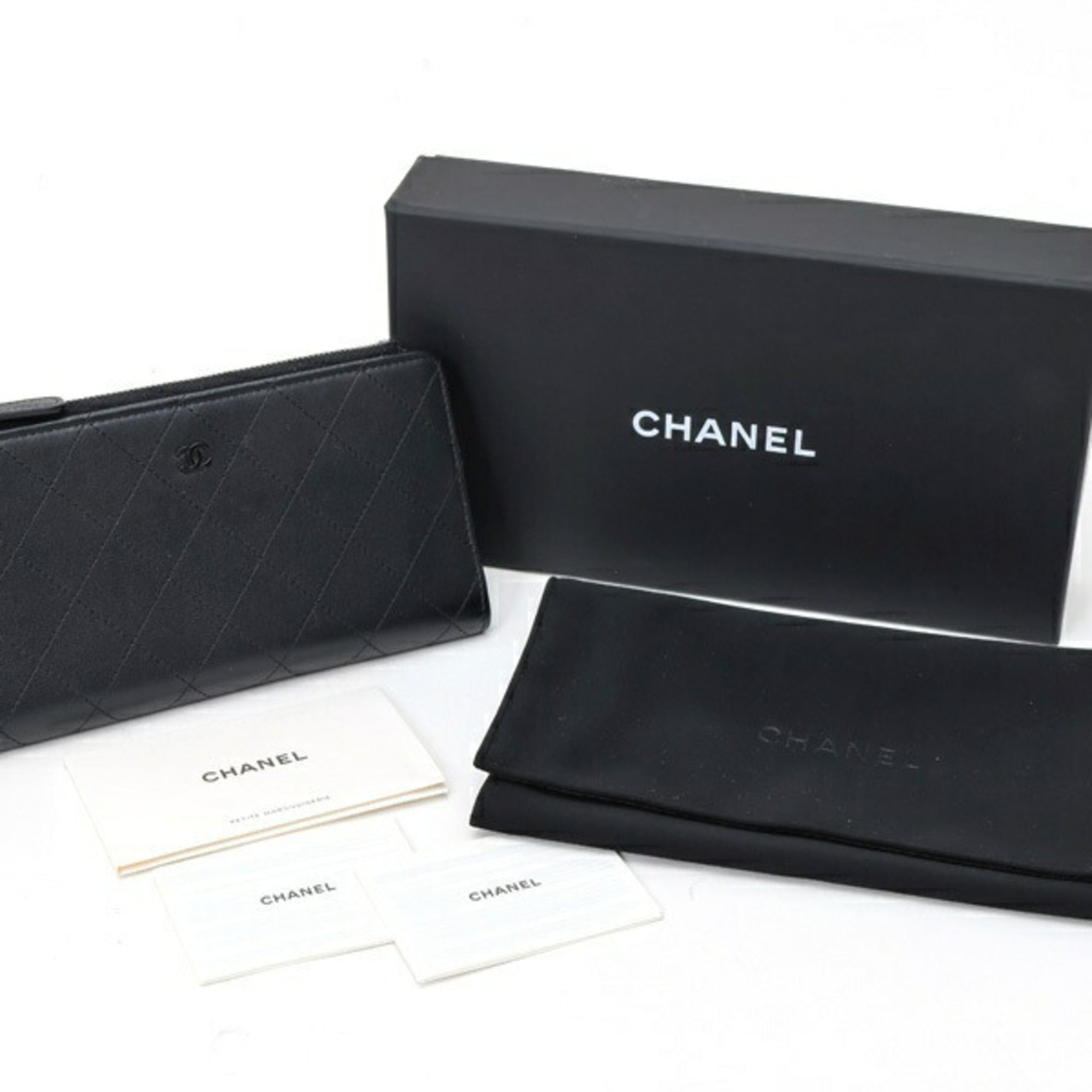Chanel Black Leather Long Wallet (Bi-Fold) (Pre-Owned)