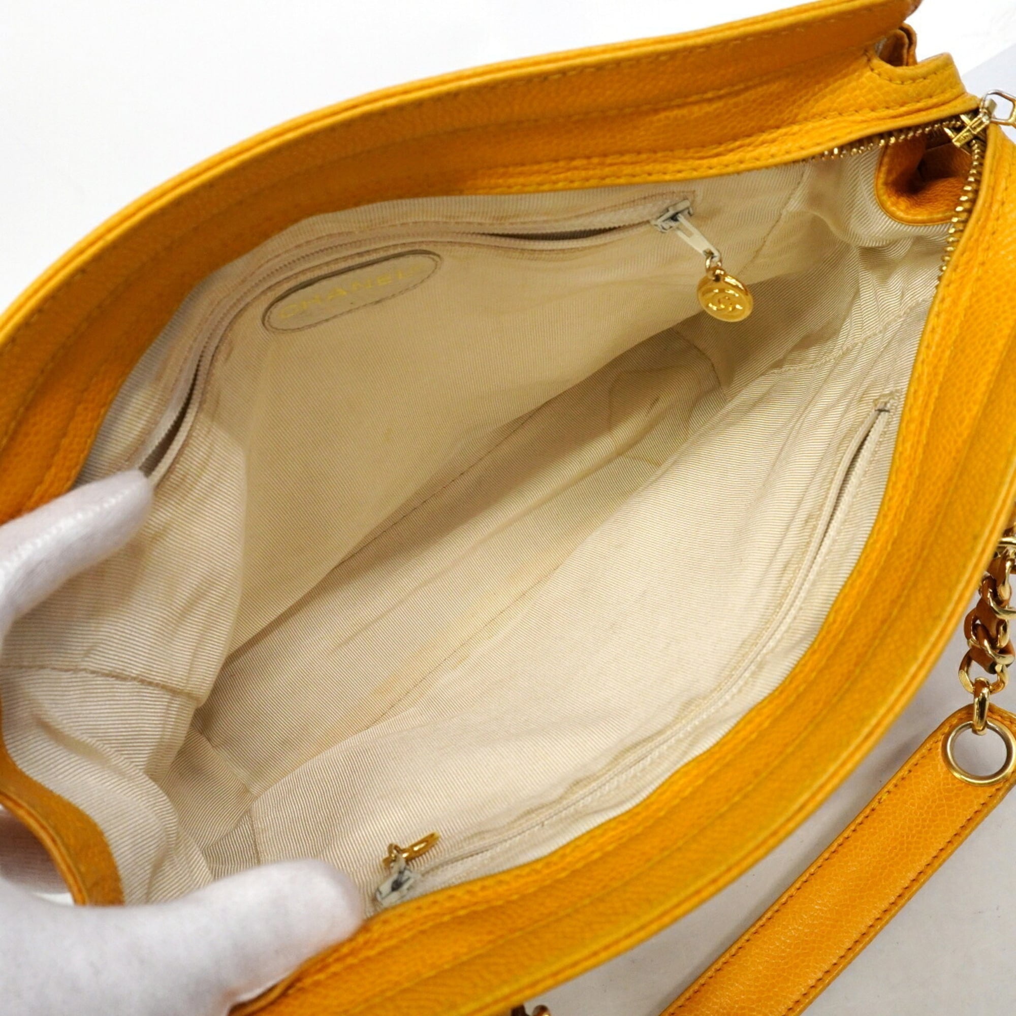Chanel Yellow Grained Calfskin Shoulder Bag (Pre-Owned)