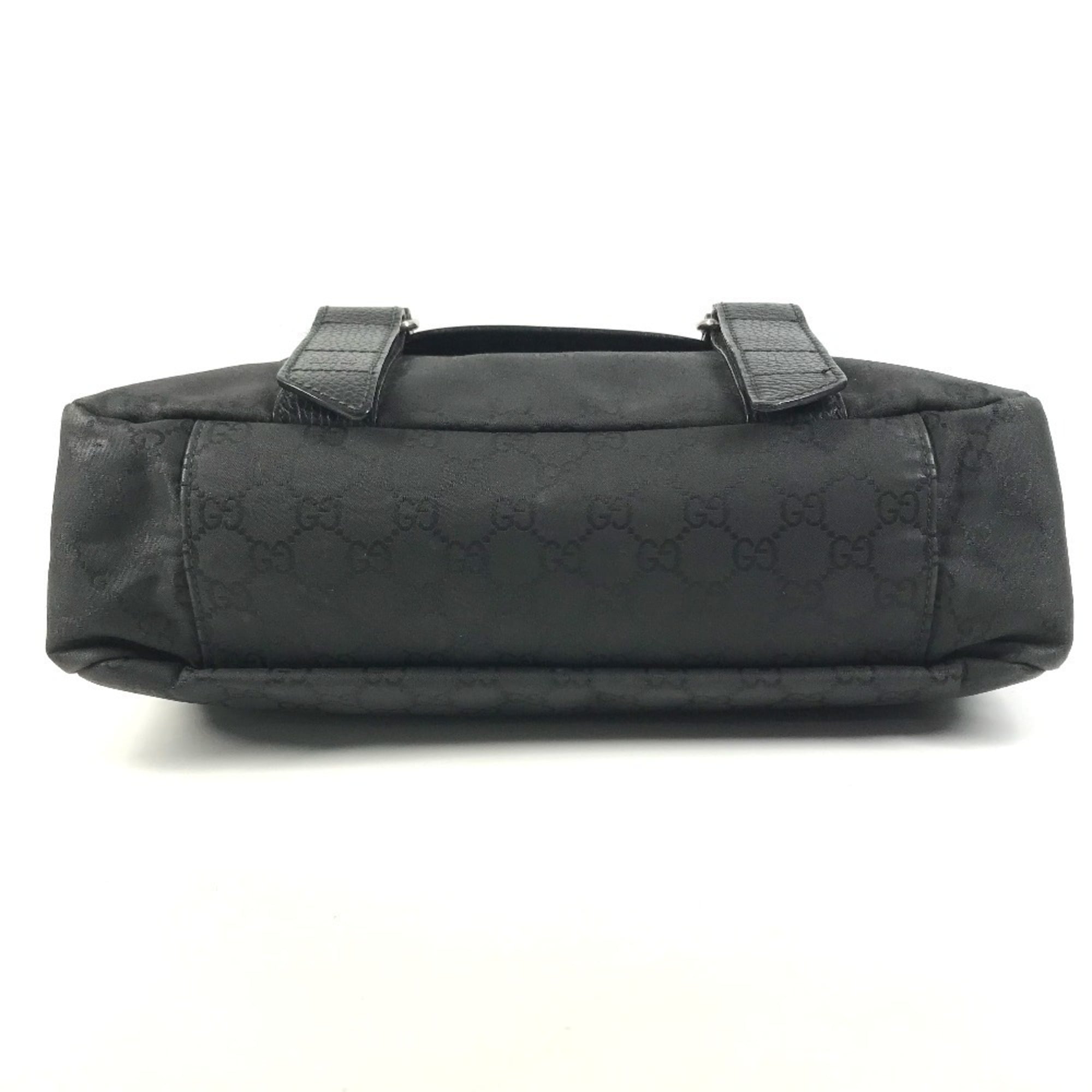 Gucci Black Nylon Leather Shoulder Bag (Pre-Owned)