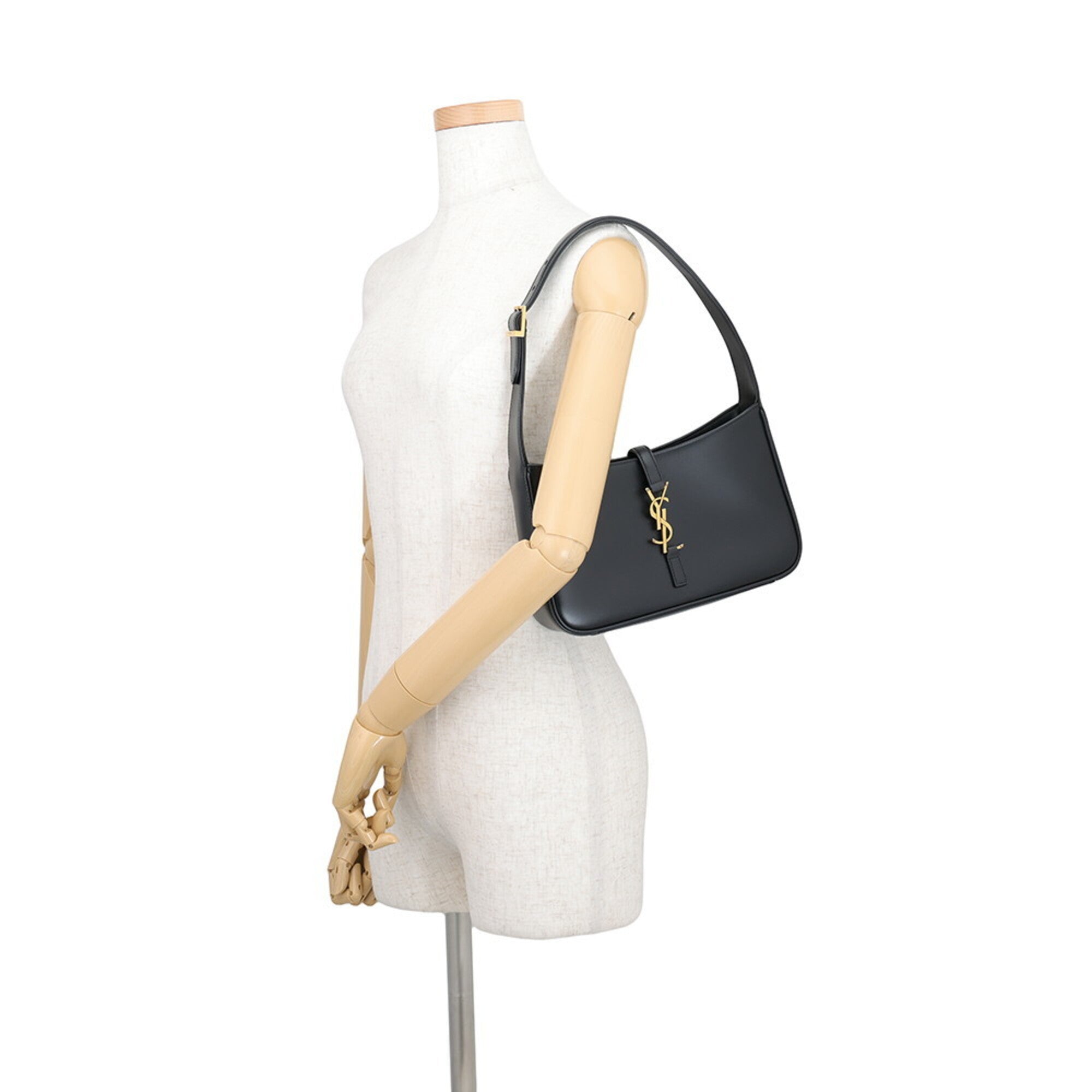 Yves Saint Laurent Black Leather Handbag (Pre-Owned)