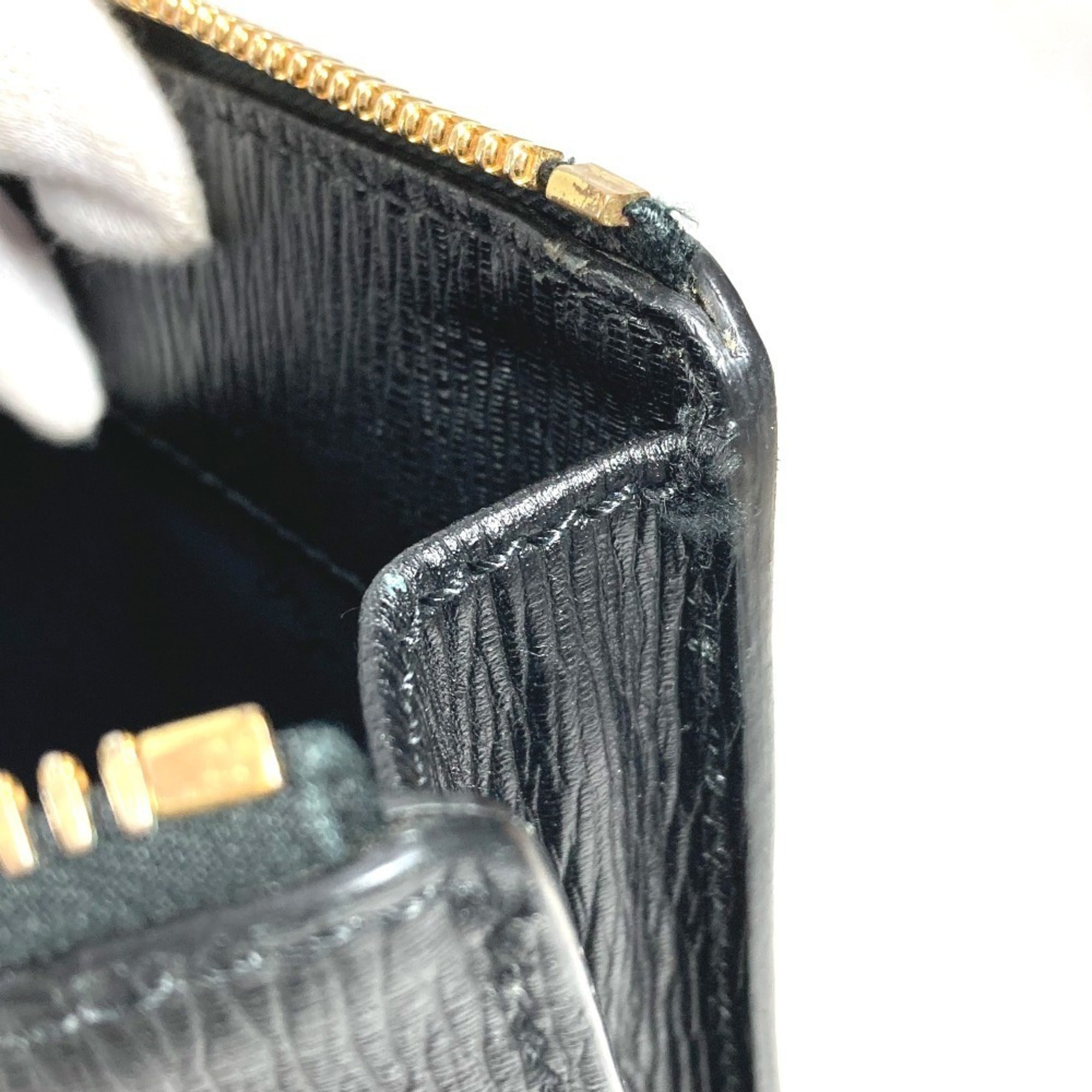 Salvatore Ferragamo Black Leather Clutch Bag Handbag Pouch (Pre-Owned)