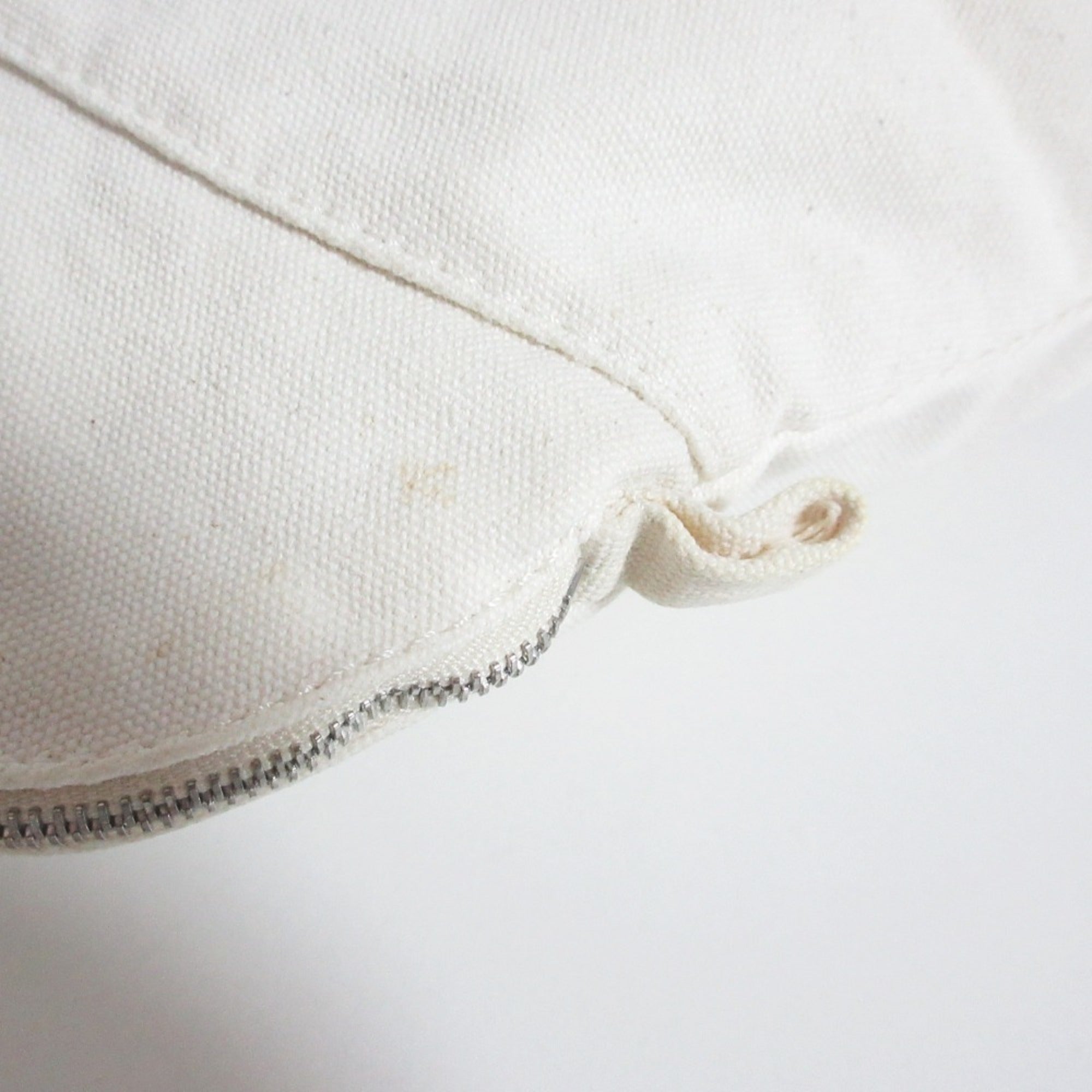 Hermes White Pouch (Pre-Owned)
