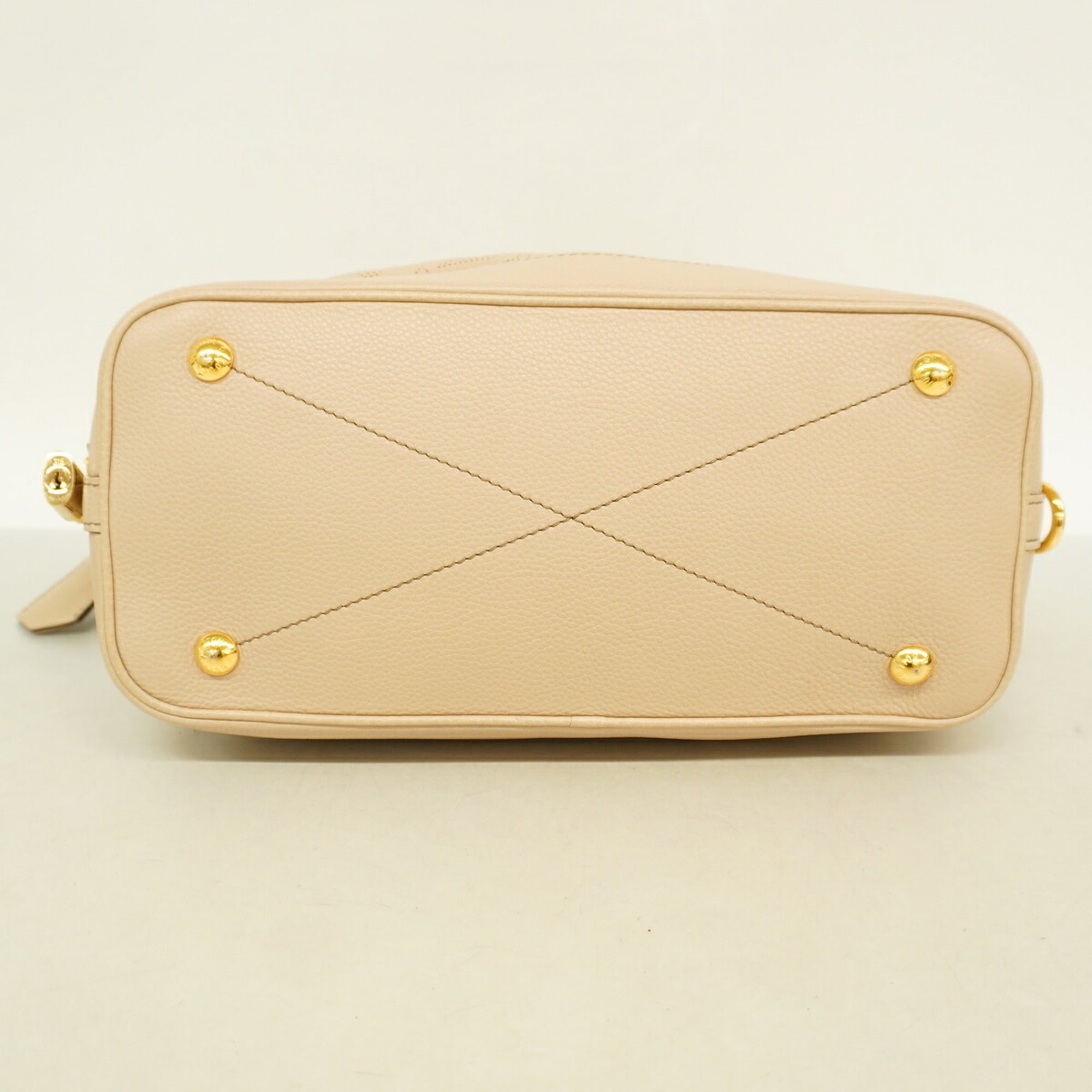 Louis Vuitton Sable Handbag (Pre-Owned)