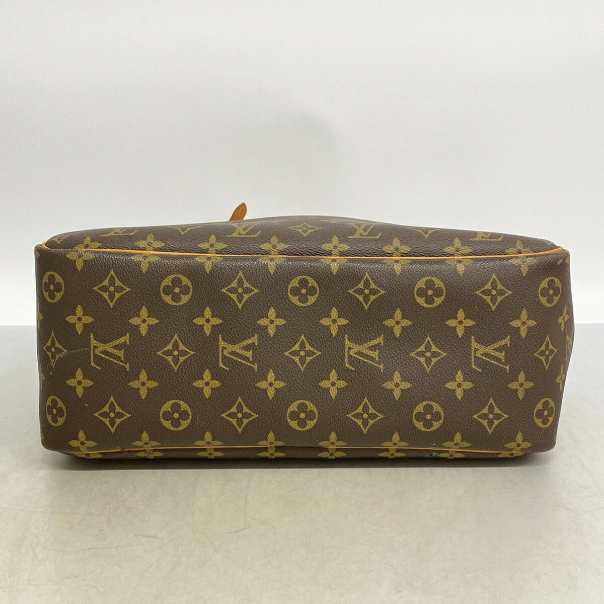 Louis Vuitton Brown Handbag (Pre-Owned)