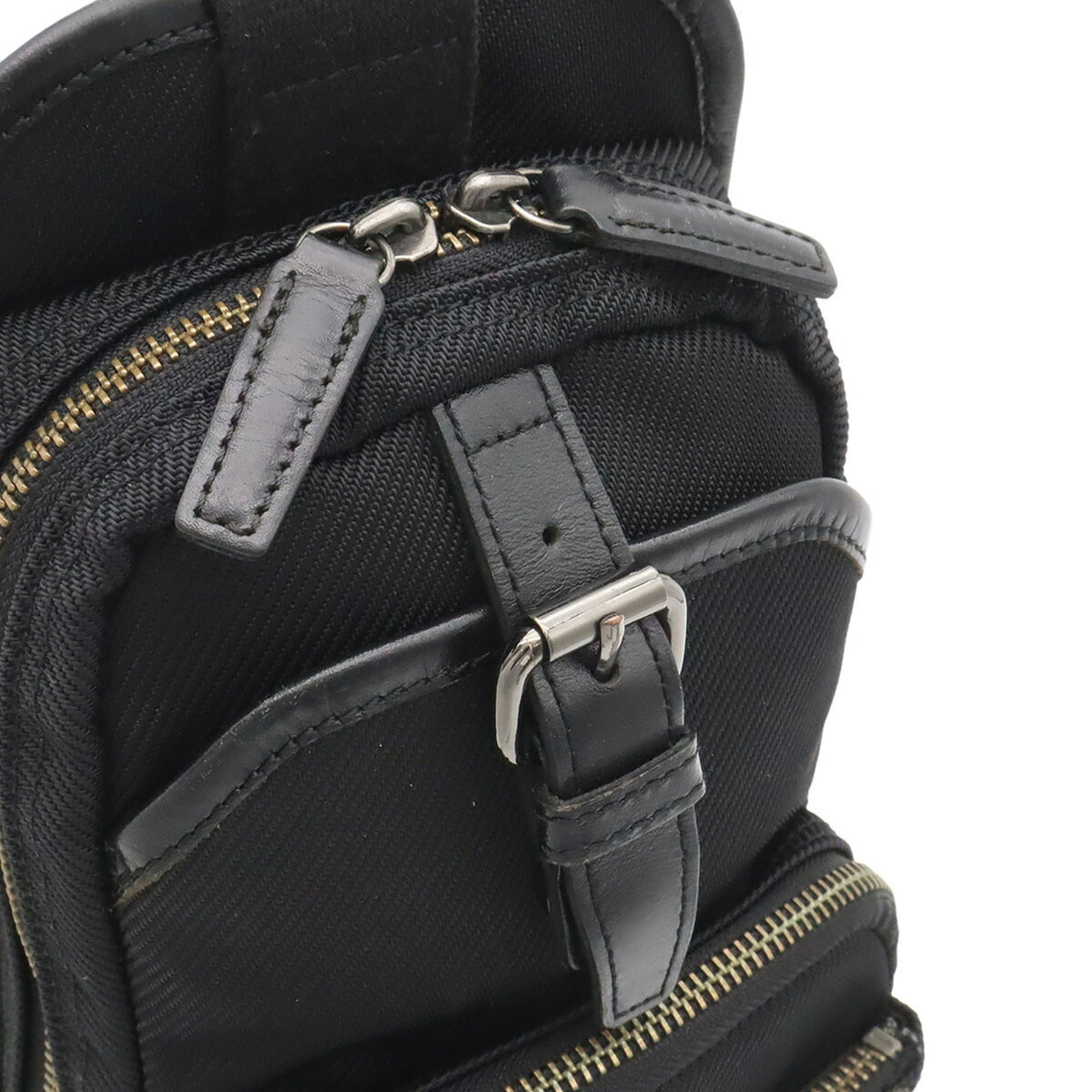 Burberry Black Nylon Canvas Leather Shoulder Bag Sling Bag (Pre-Owned)
