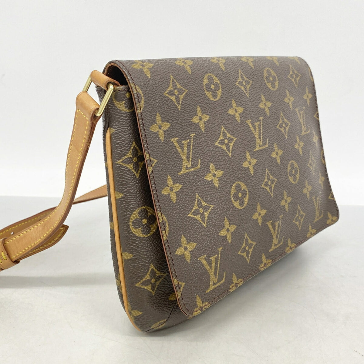 Louis Vuitton Brown Shoulder Bag (Pre-Owned)