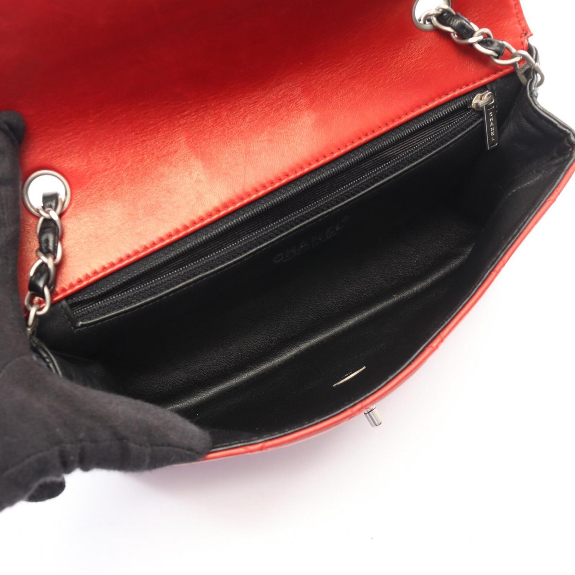 Chanel Black Red Color Leather Handbag Shoulder Bag (Pre-Owned)