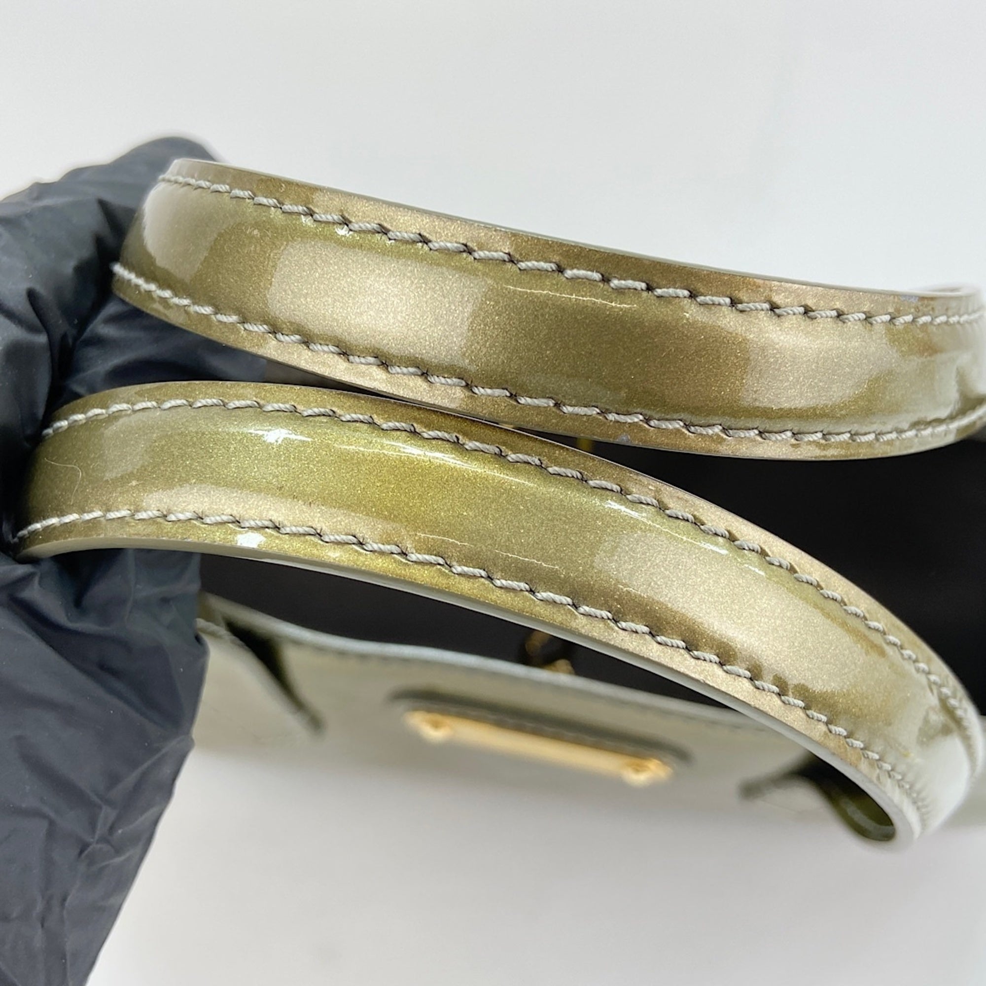 Louis Vuitton Green Handbag (Pre-Owned)