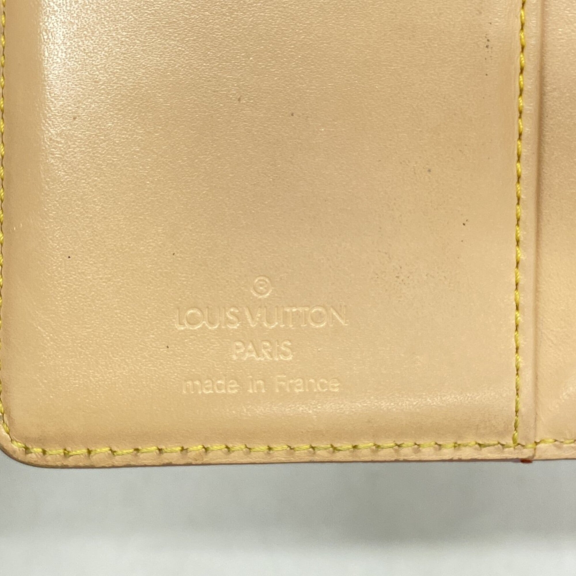 Louis Vuitton Blanc Wallet (Bi-Fold) (Pre-Owned)