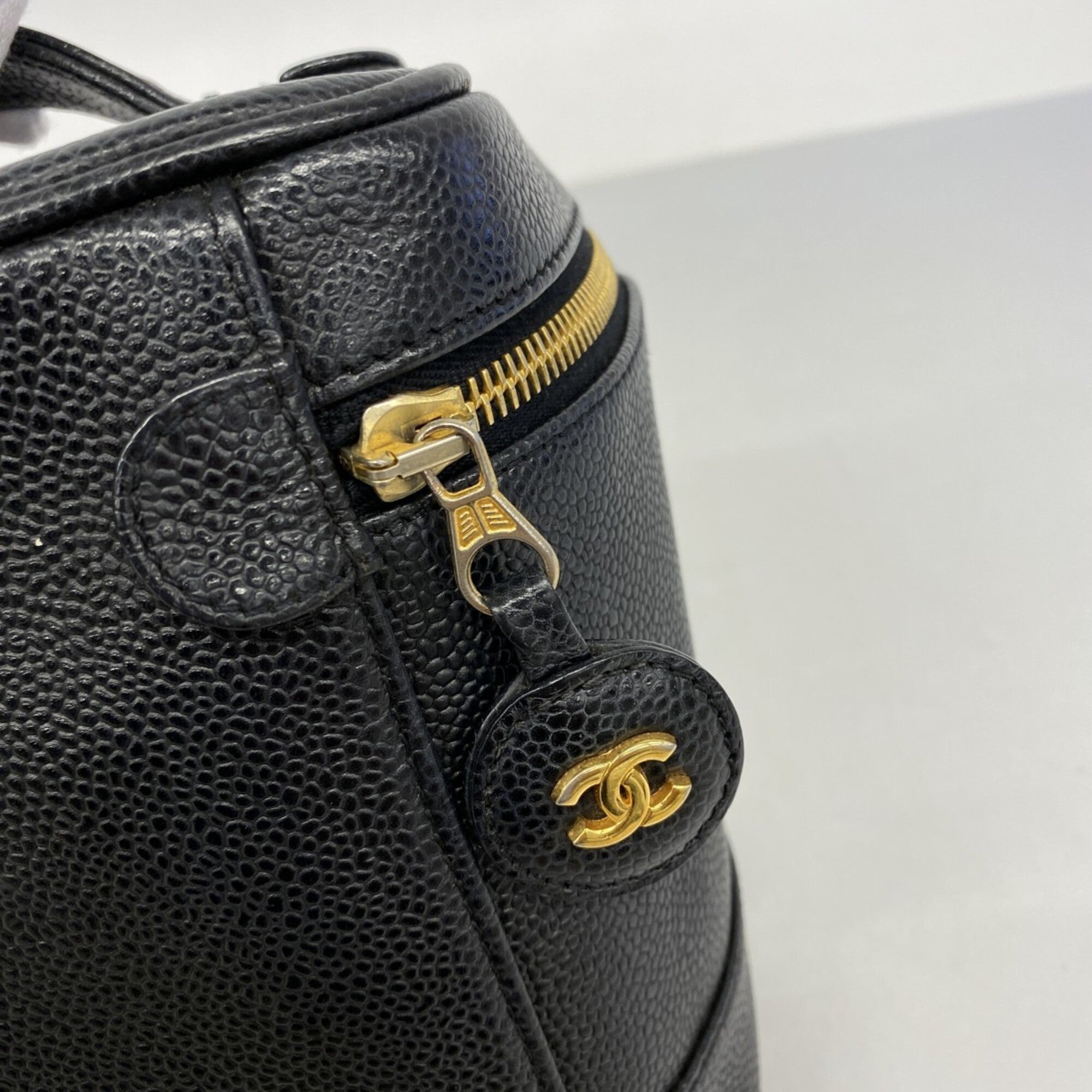 Chanel Black Grained Calfskin Vanity Bag (Pre-Owned)