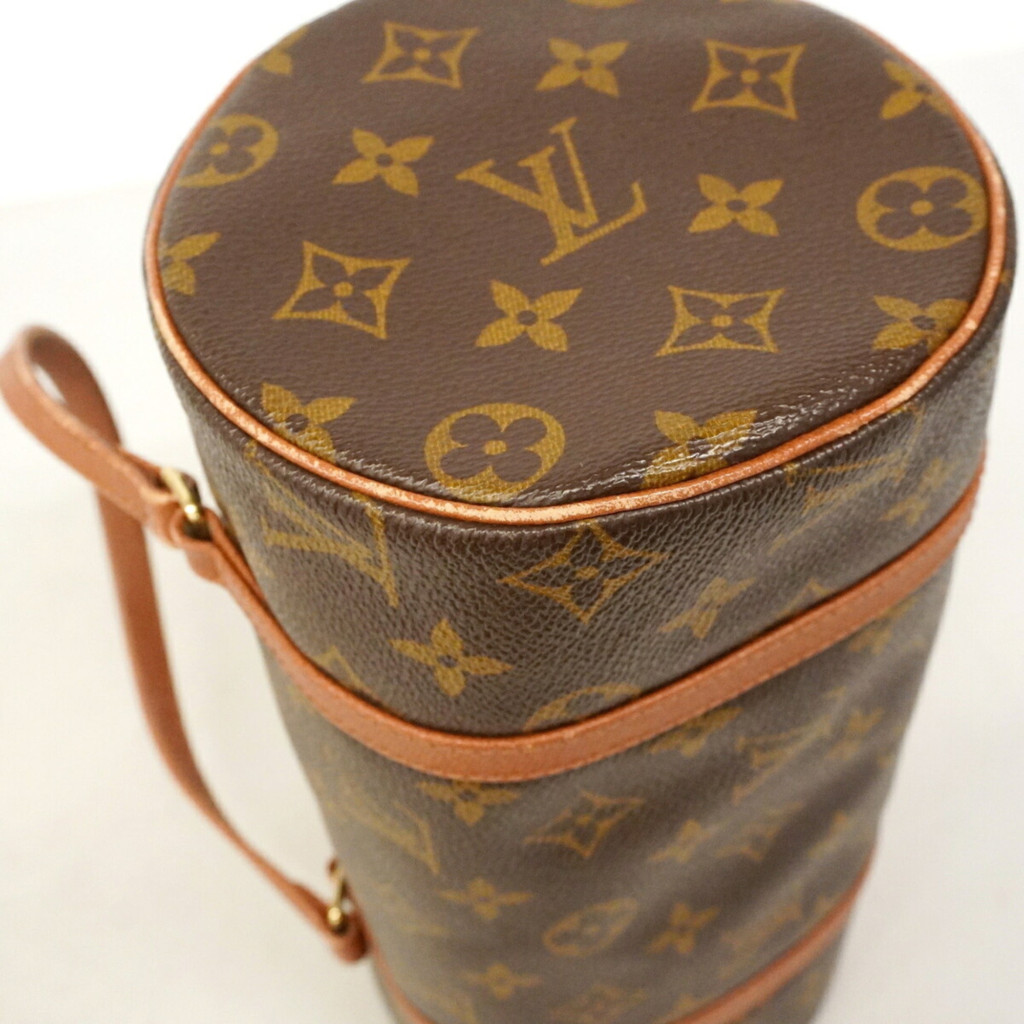 Louis Vuitton Brown Handbag (Pre-Owned)