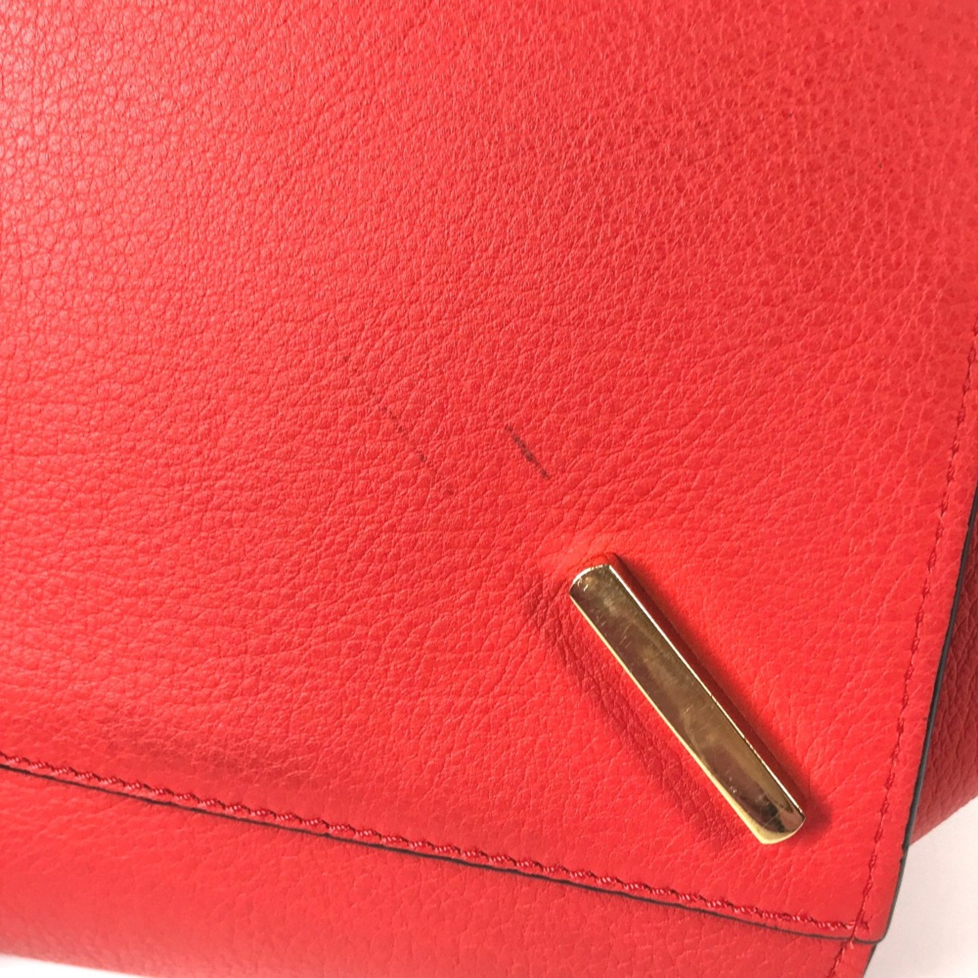 Loewe Red Leather Handbag (Pre-Owned)