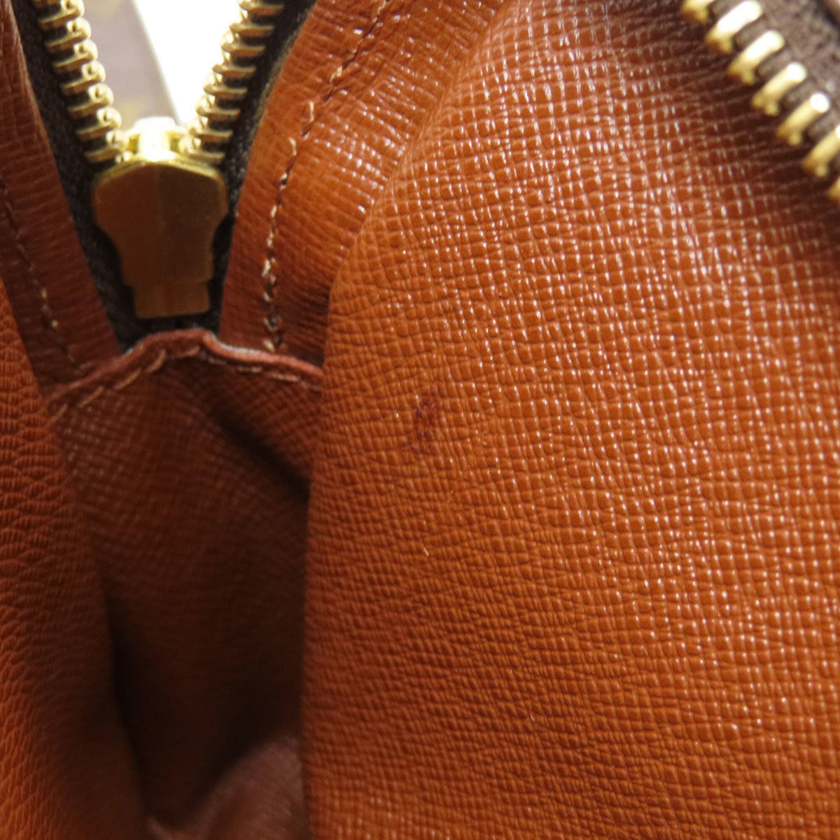 Louis Vuitton Monogram Monogram Canvas Shoulder Bag (Pre-Owned)