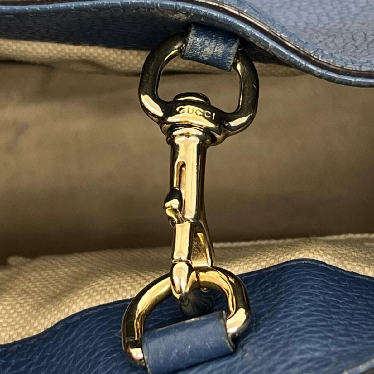 Gucci Blue Leather Shoulder Bag (Pre-Owned)