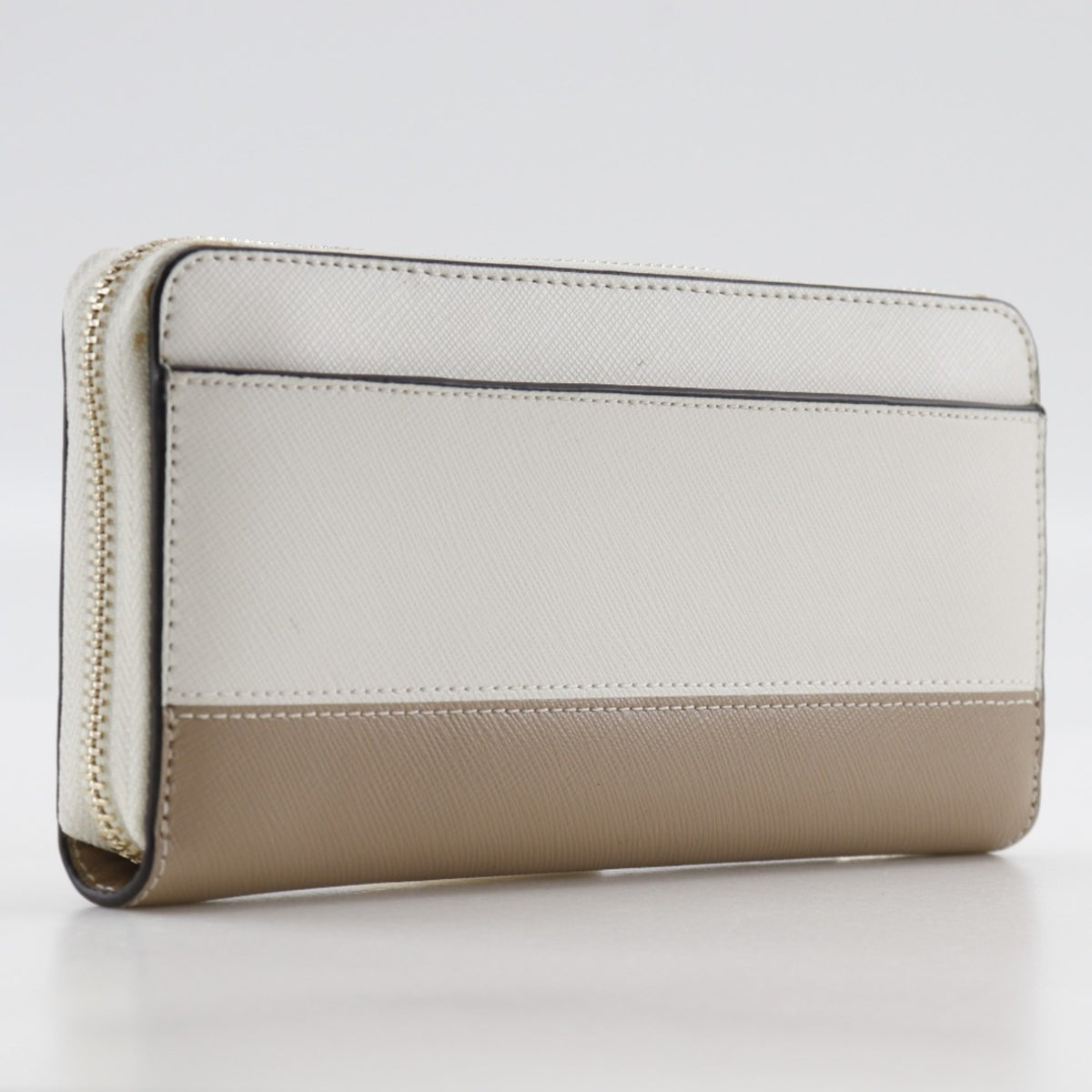 Kate Spade Beige White Leather Long Wallet (Bi-Fold) (Pre-Owned)