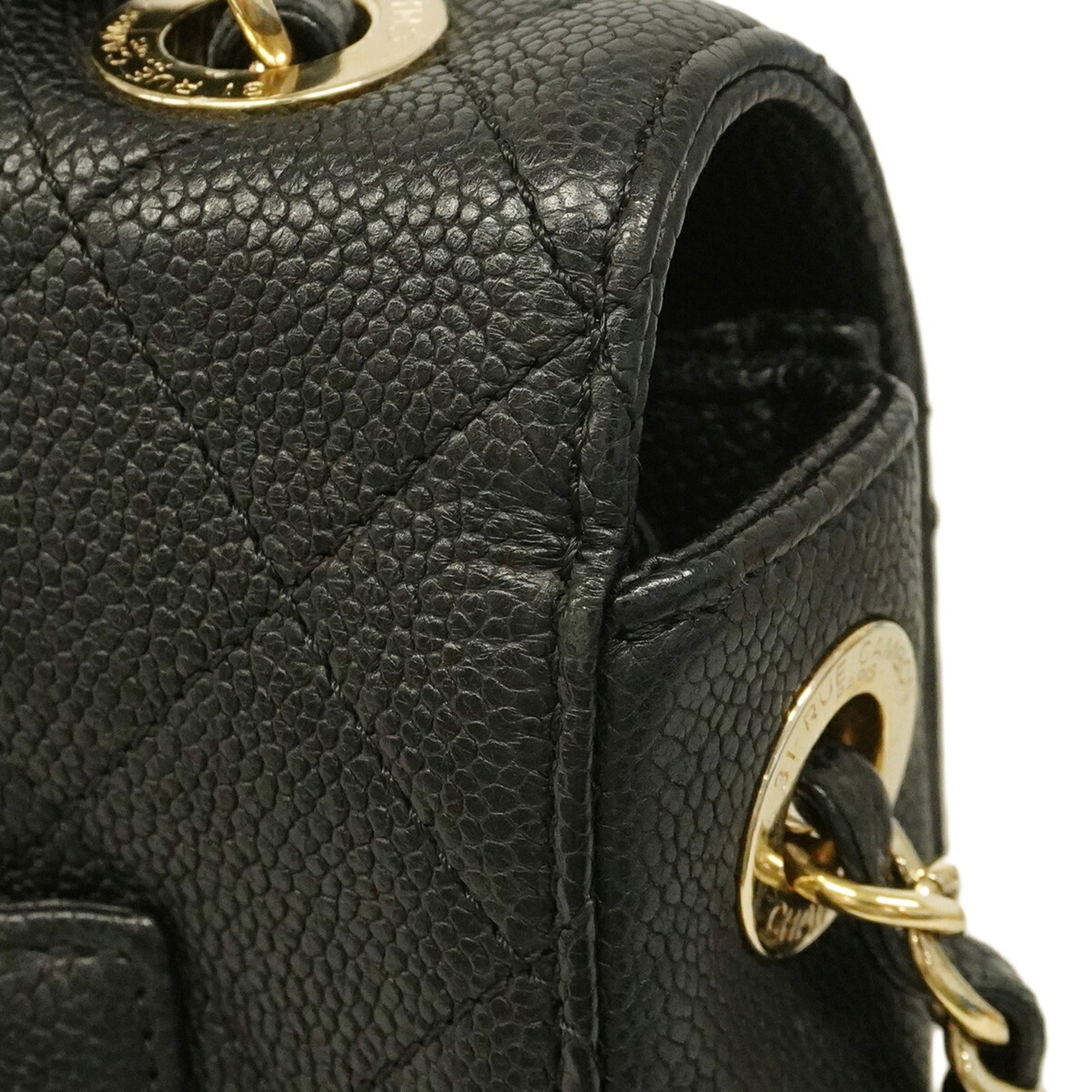 Chanel Black Grained Calfskin Handbag (Pre-Owned)