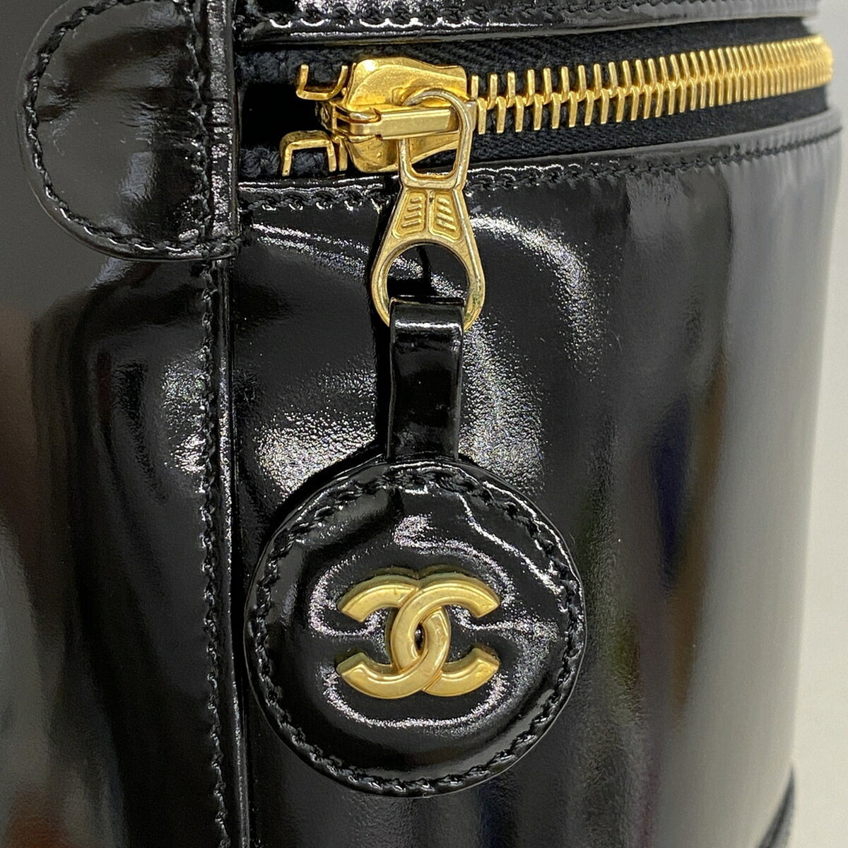 Chanel Black Patent Leather Vanity Bag (Pre-Owned)