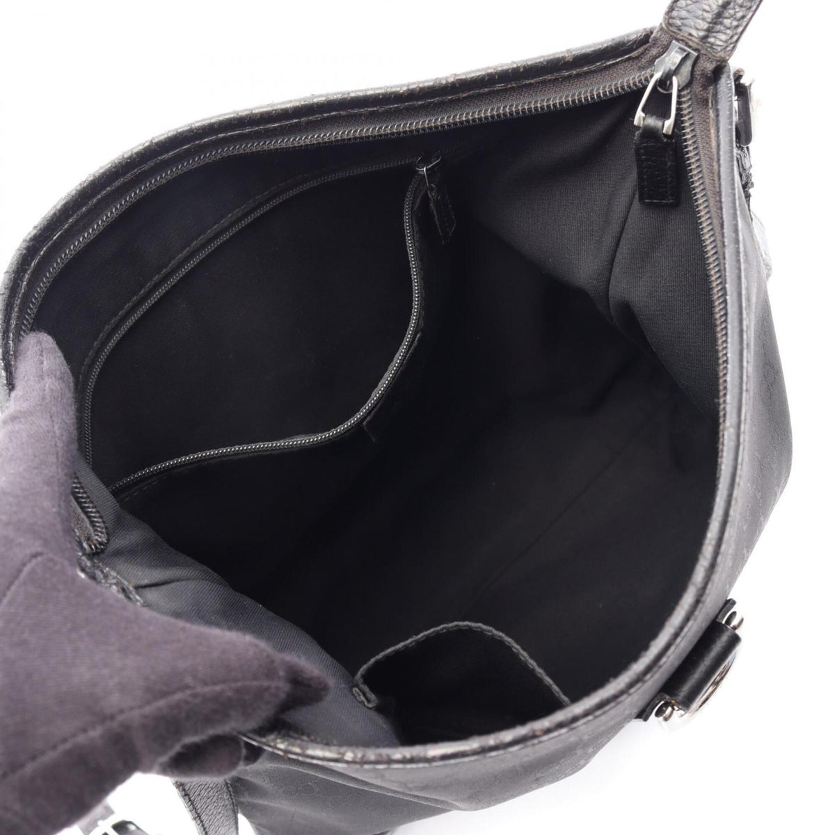 Gucci Black Nylon Leather Shoulder Bag (Pre-Owned)