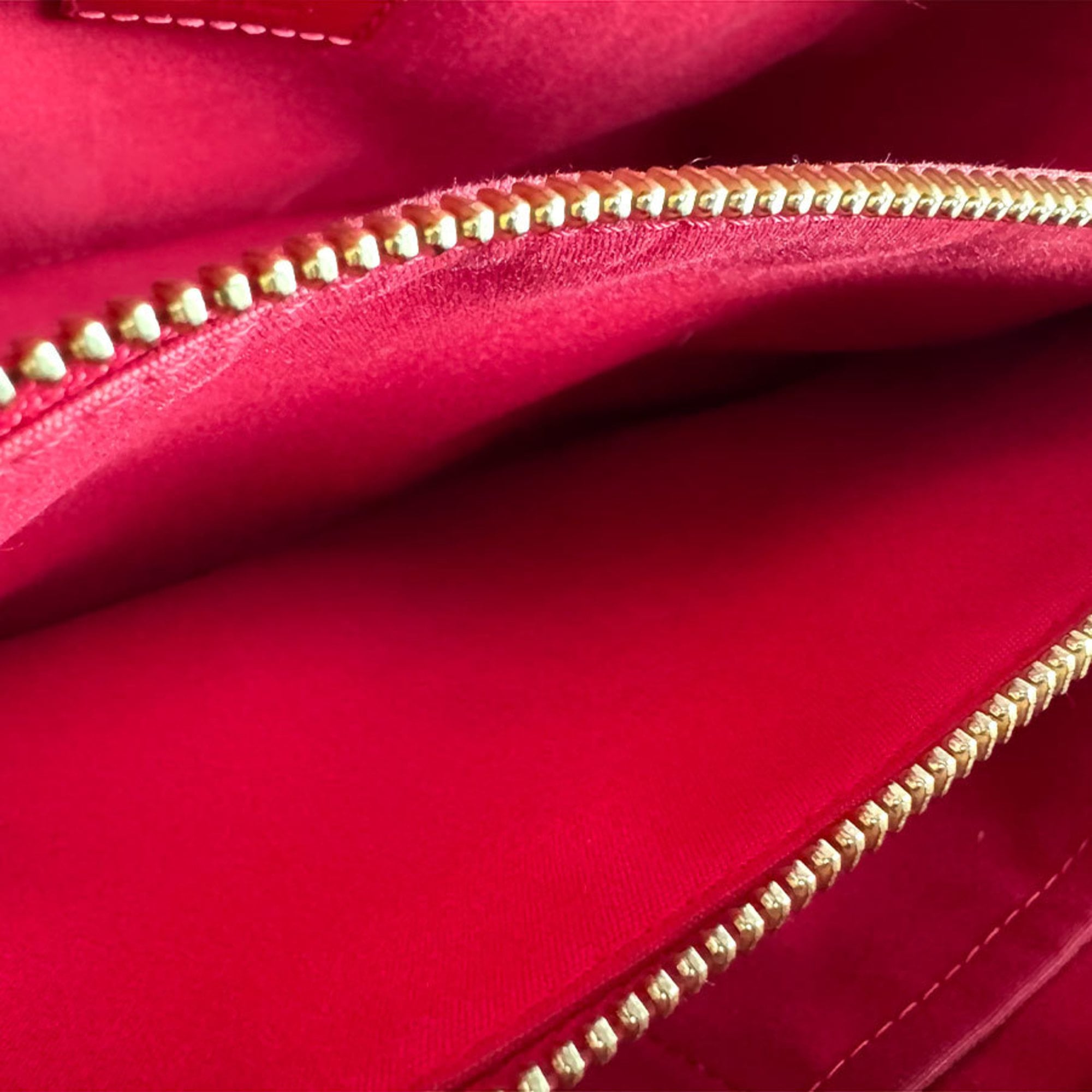 Louis Vuitton Cerise Monogram Vernis Handbag Shoulder Bag (Pre-Owned)