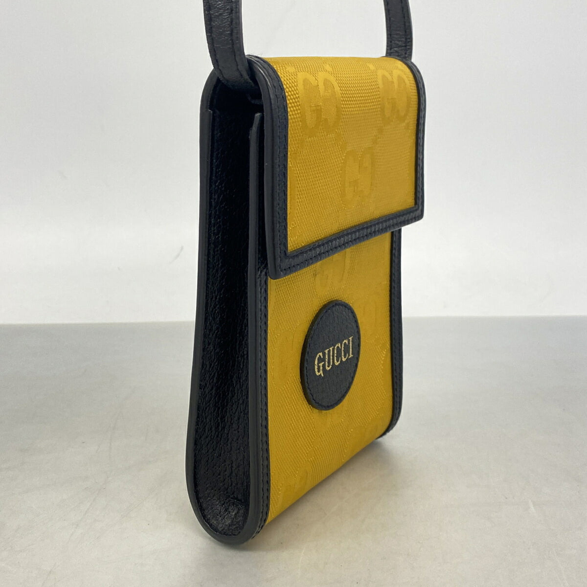 Gucci Black Yellow Nylon Canvas Shoulder Bag (Pre-Owned)