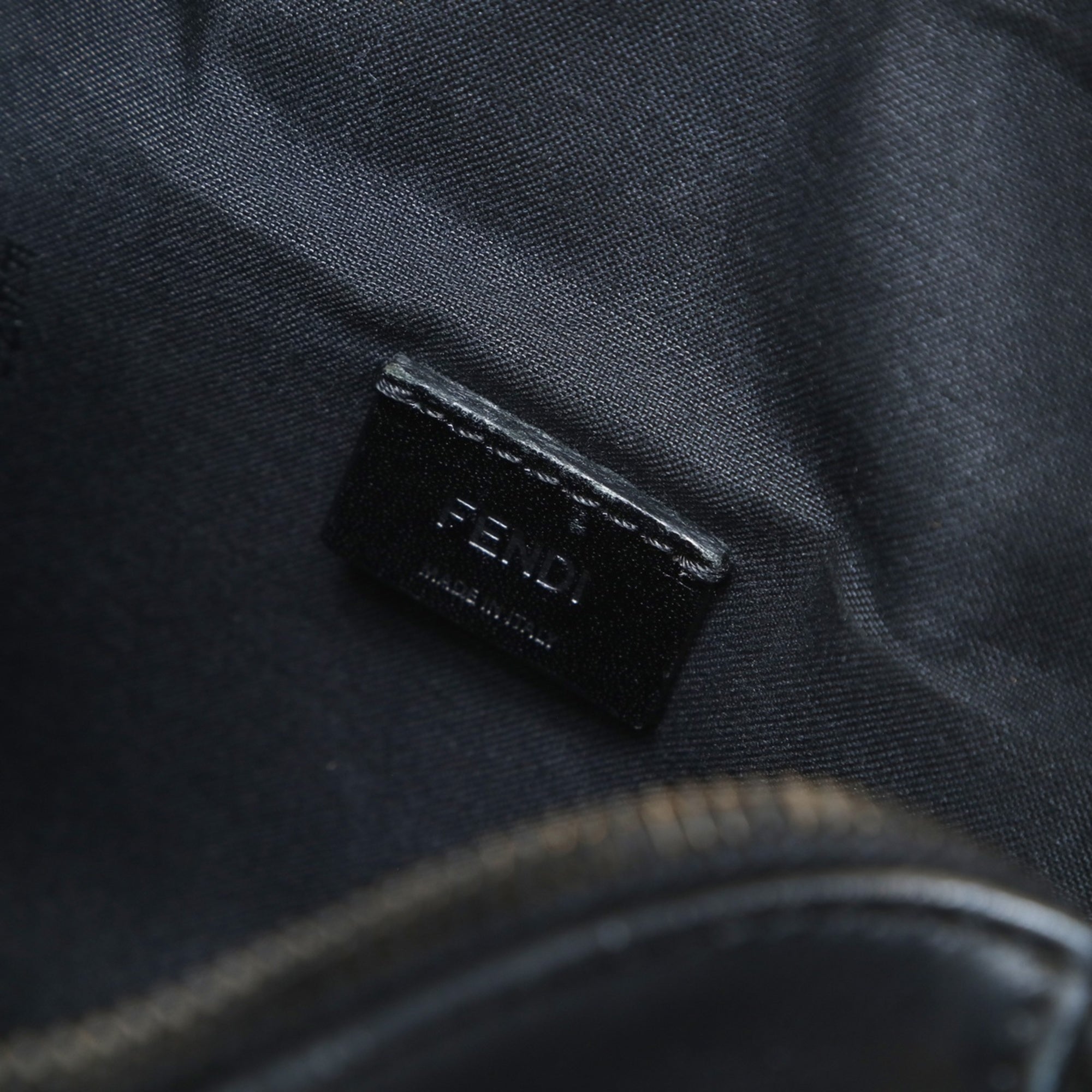 Fendi Black Shoulder Bag (Pre-Owned)