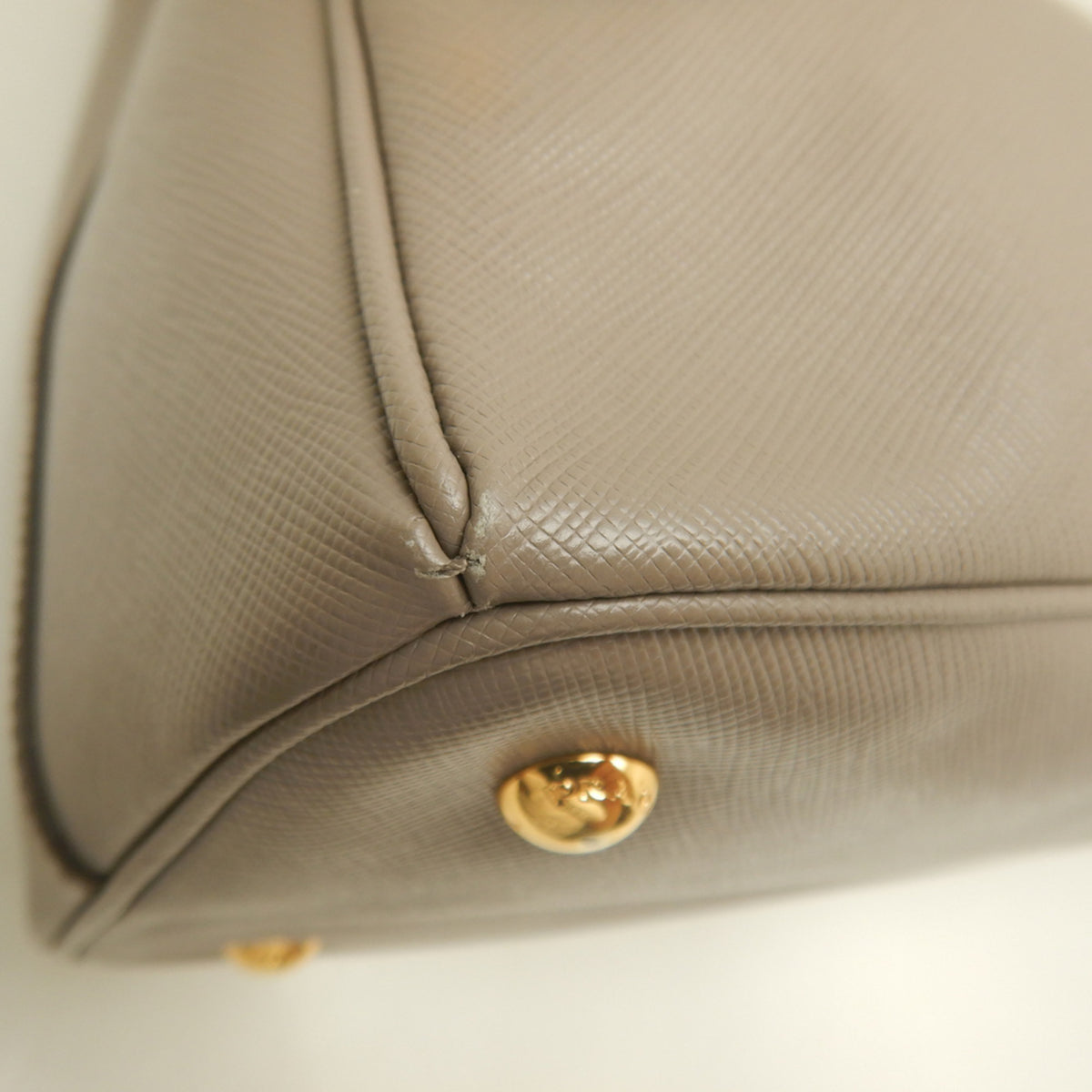 Prada Gold Saffiano Tote Bag (Pre-Owned)