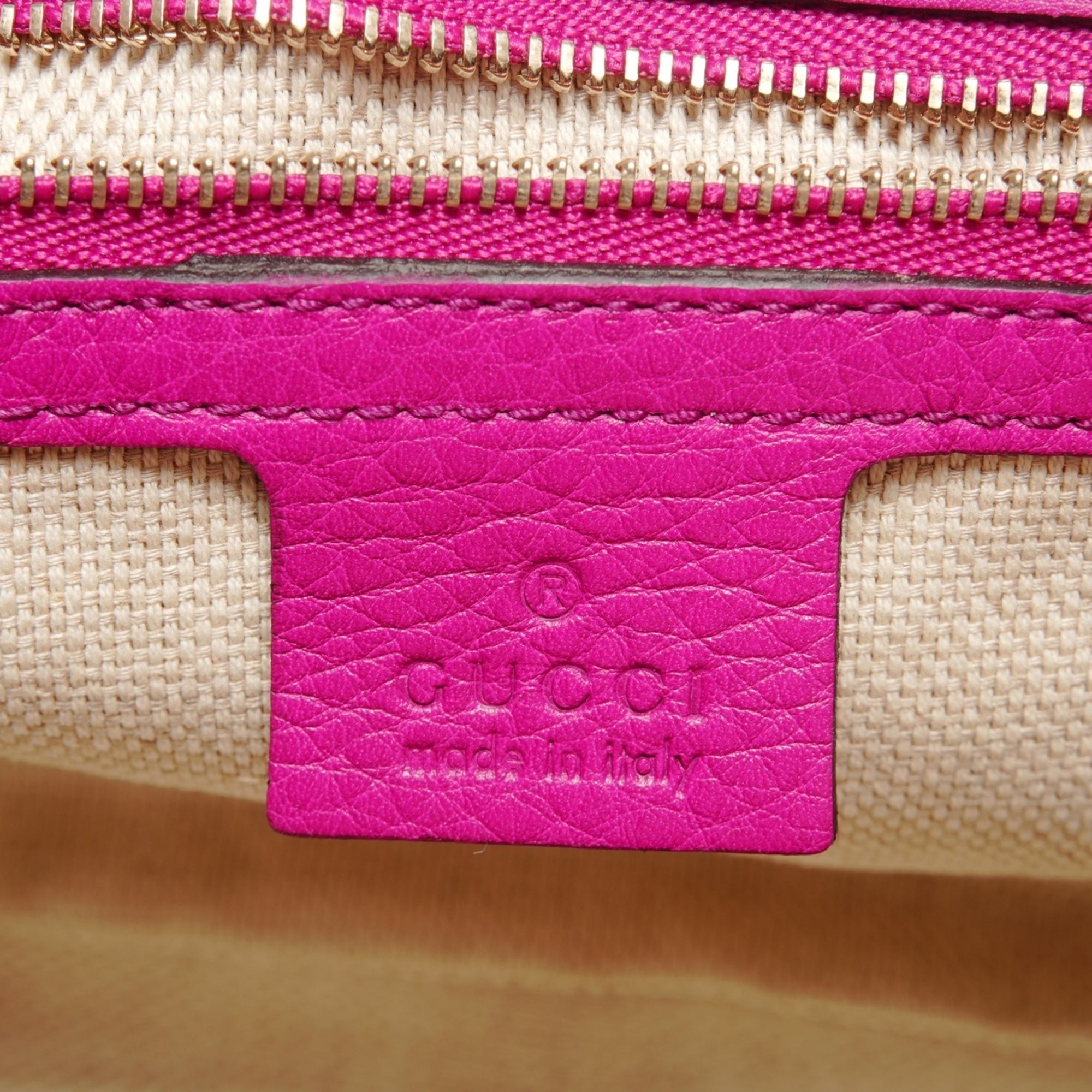 Gucci Soho Pink Shoulder Bag (Pre-Owned)