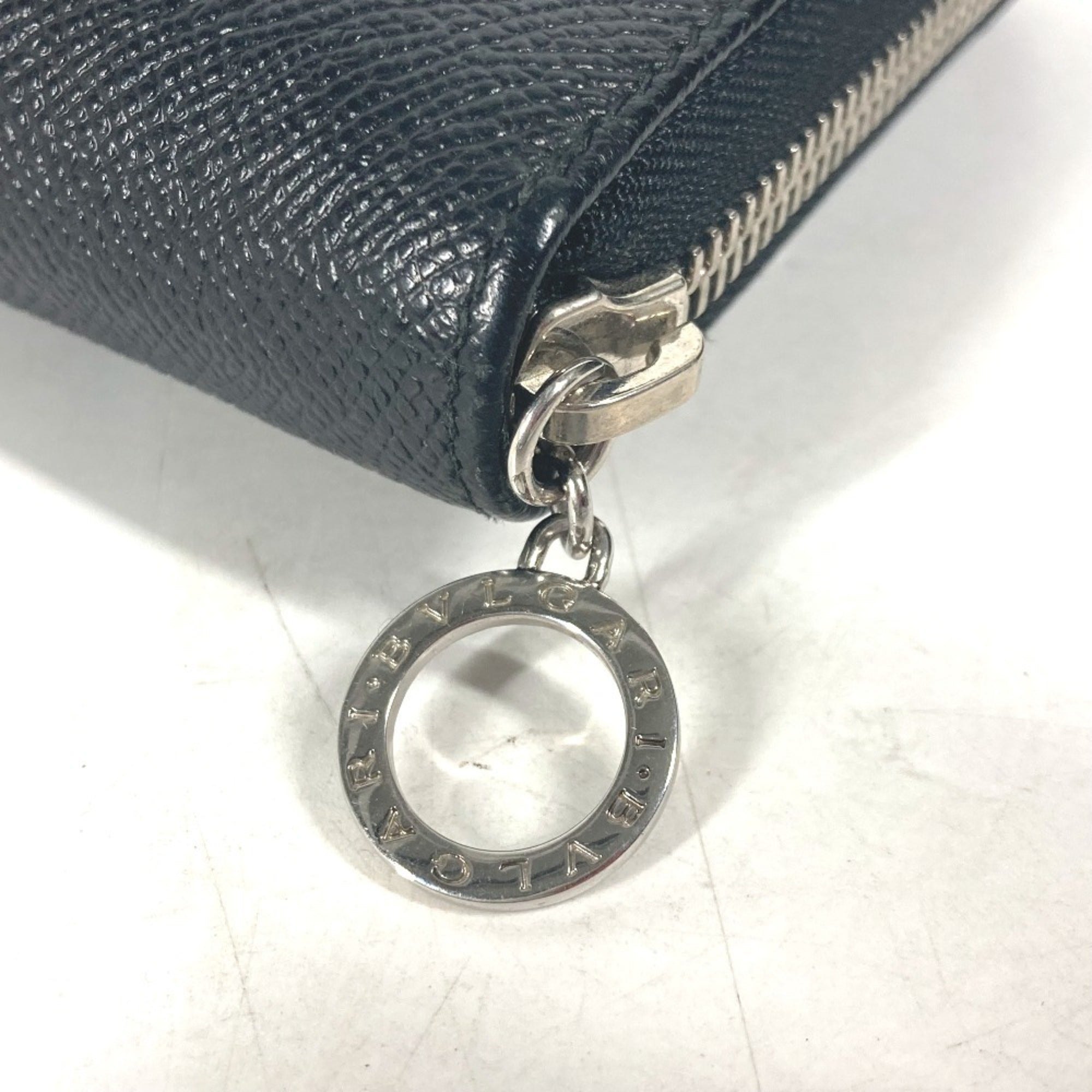 Bvlgari Black Leather Long Wallet (Bi-Fold) (Pre-Owned)