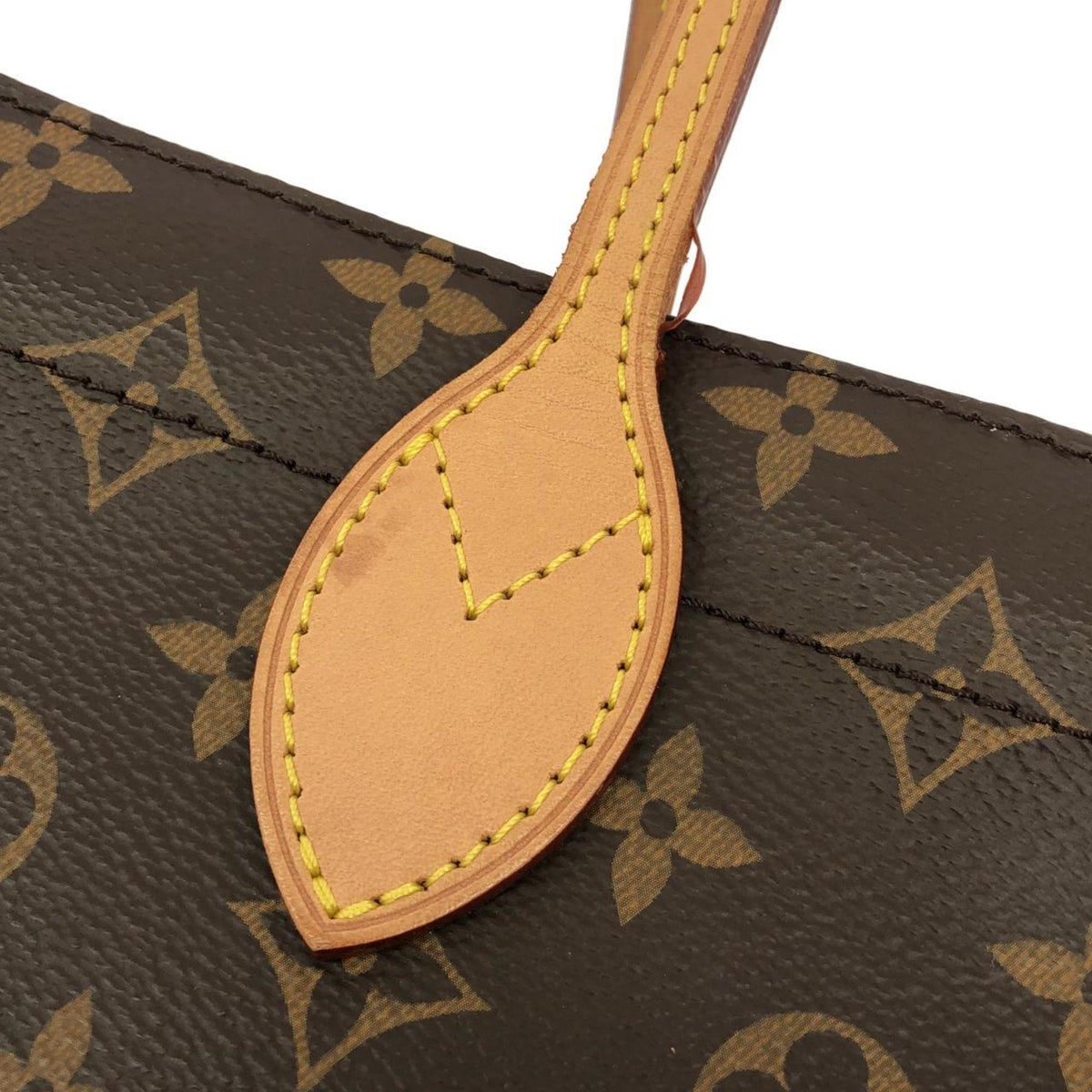 Louis Vuitton Marron Coated Canvas Handbag (Pre-Owned)