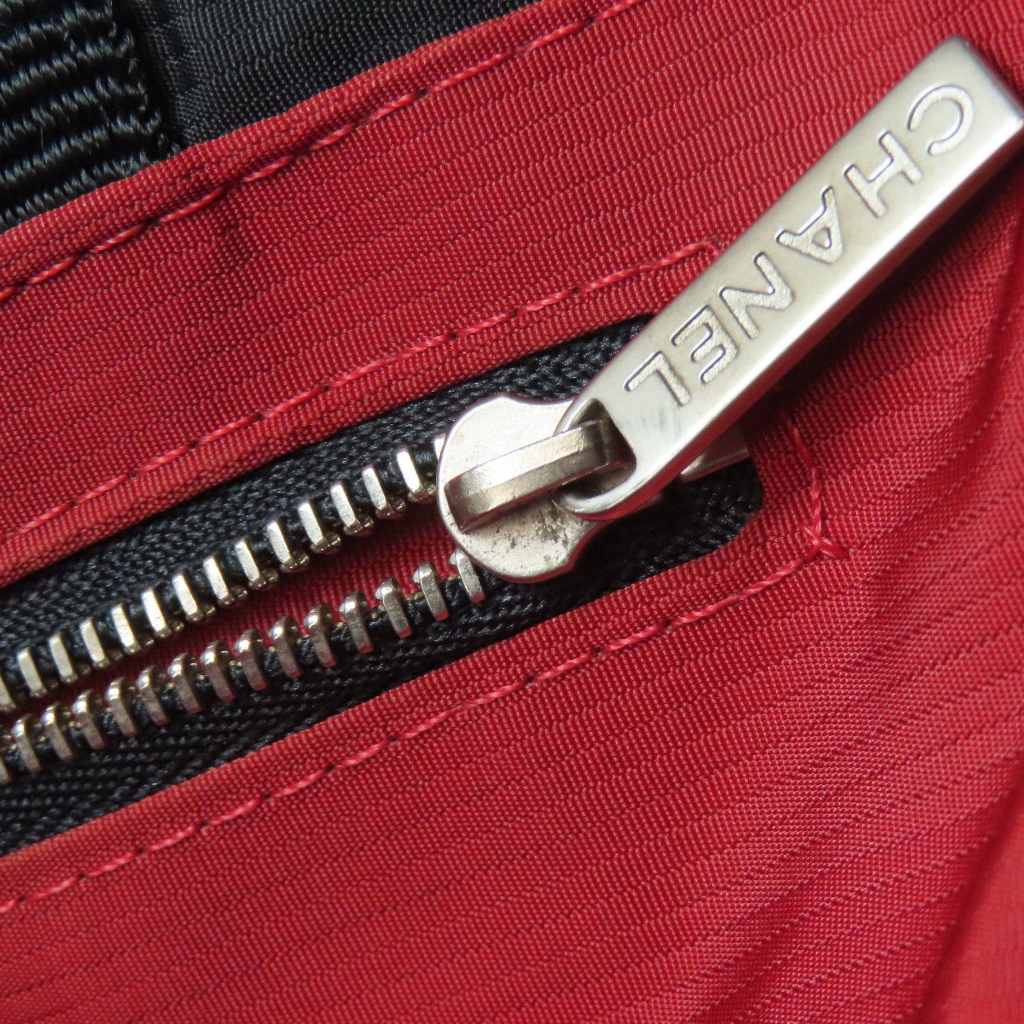 Chanel Travel Line Black Nylon Tote Bag (Pre-Owned)