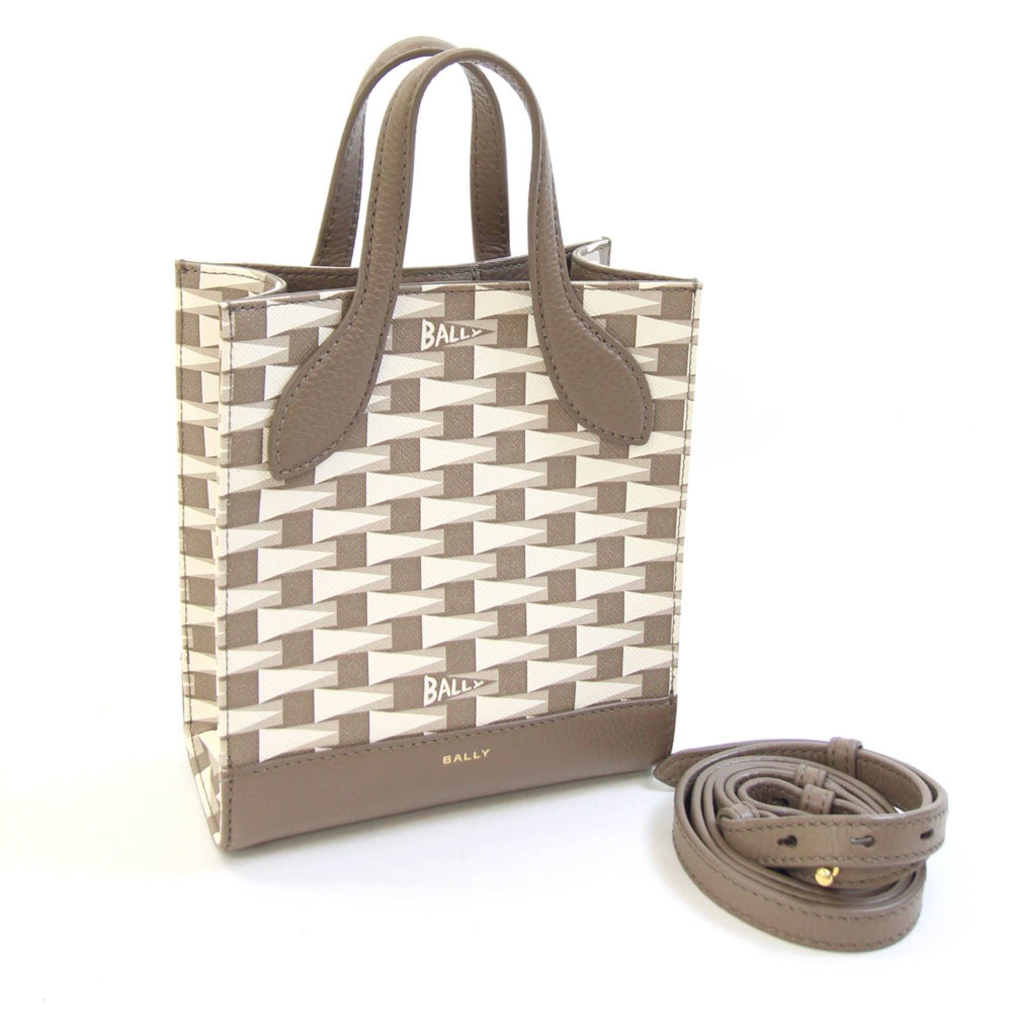 Bally Grayish Ivory Pvc Leather Handbag (Pre-Owned)
