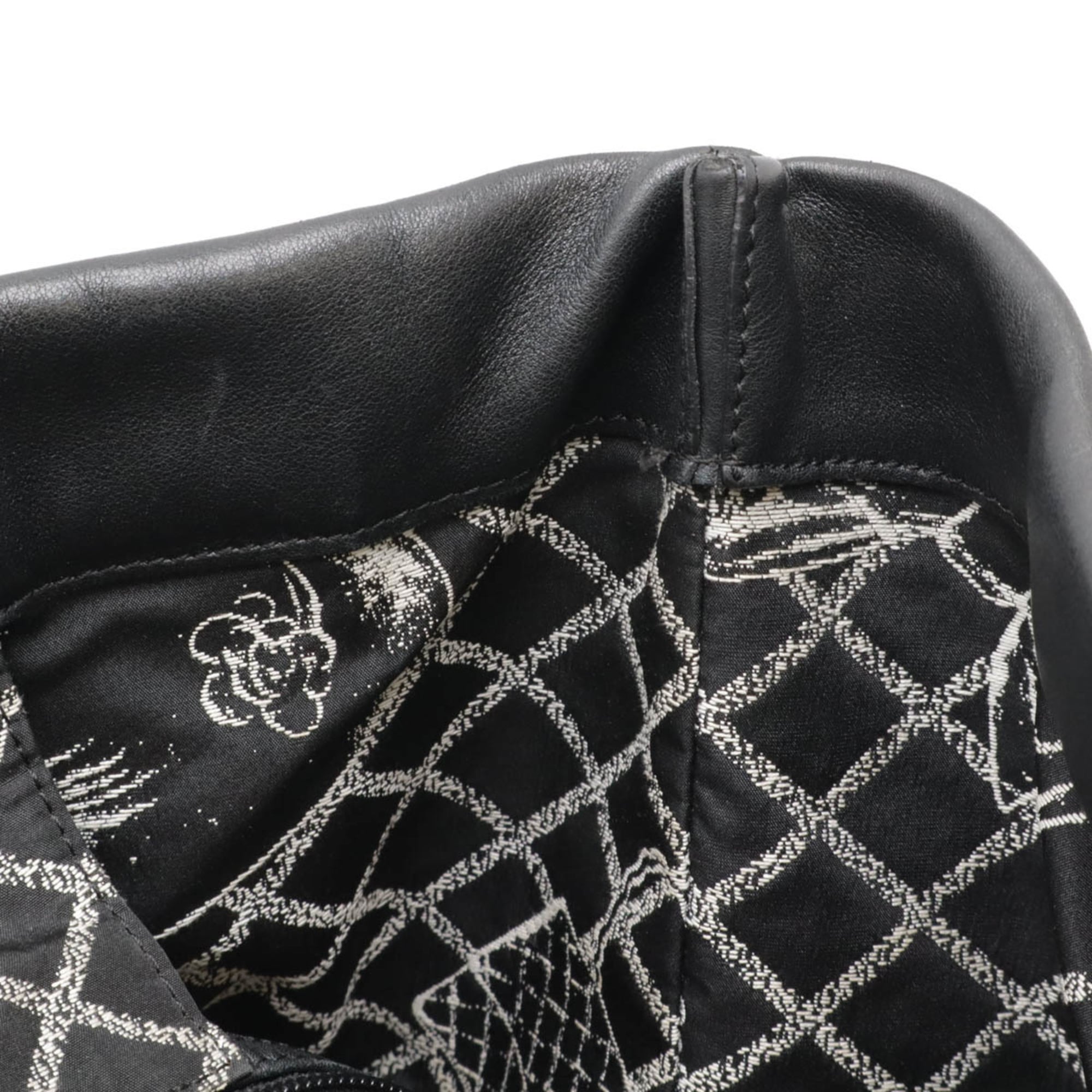Chanel Black White Leather Shoulder Bag Tote Bag (Pre-Owned)