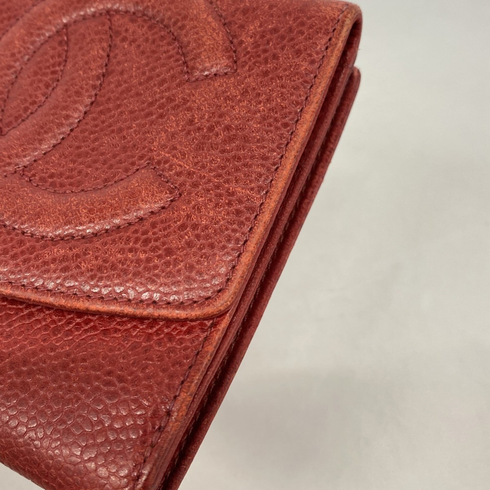 Chanel Red Color Grained Calfskin Wallet (Bi-Fold) (Pre-Owned)