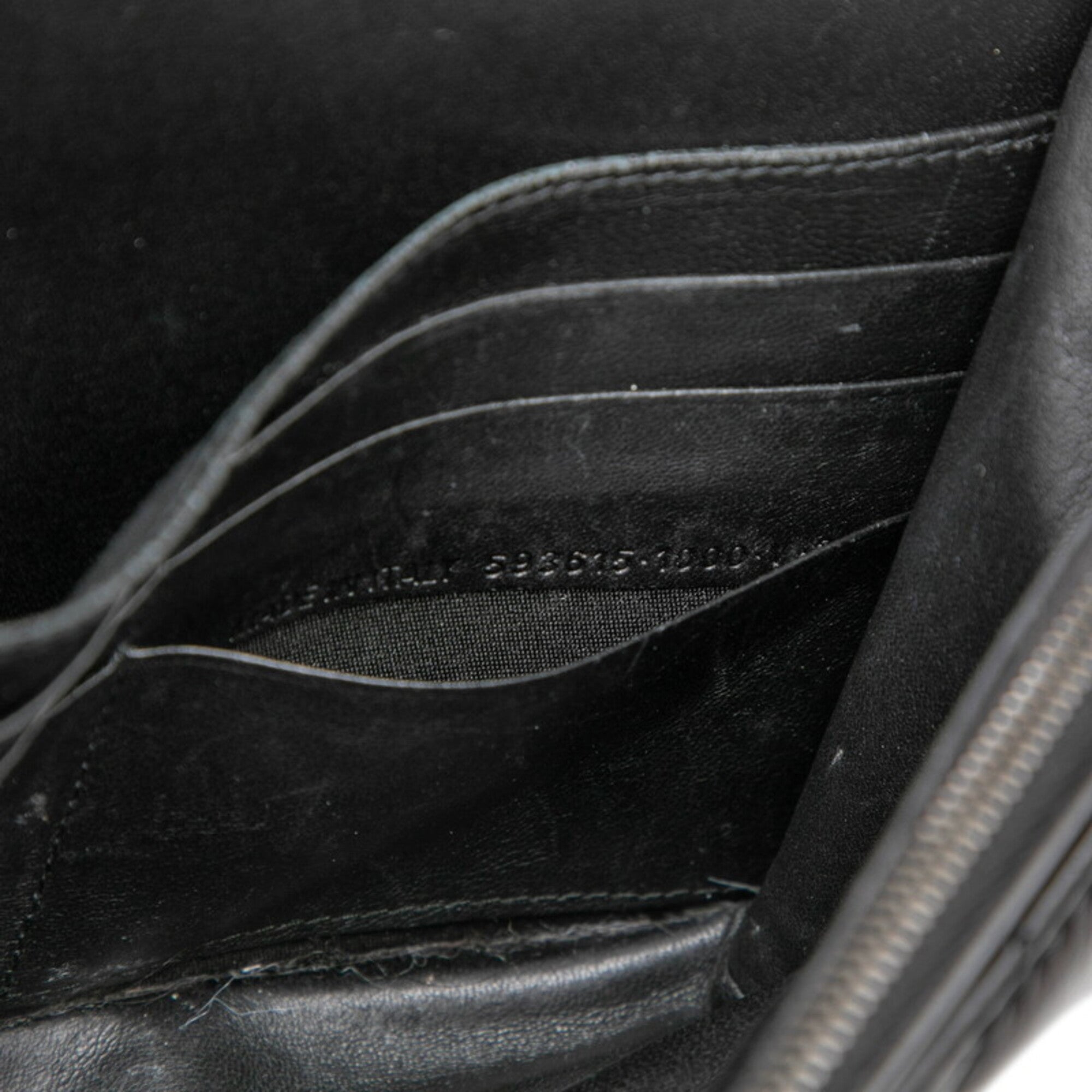 Balenciaga Black Leather Shoulder Bag (Pre-Owned)
