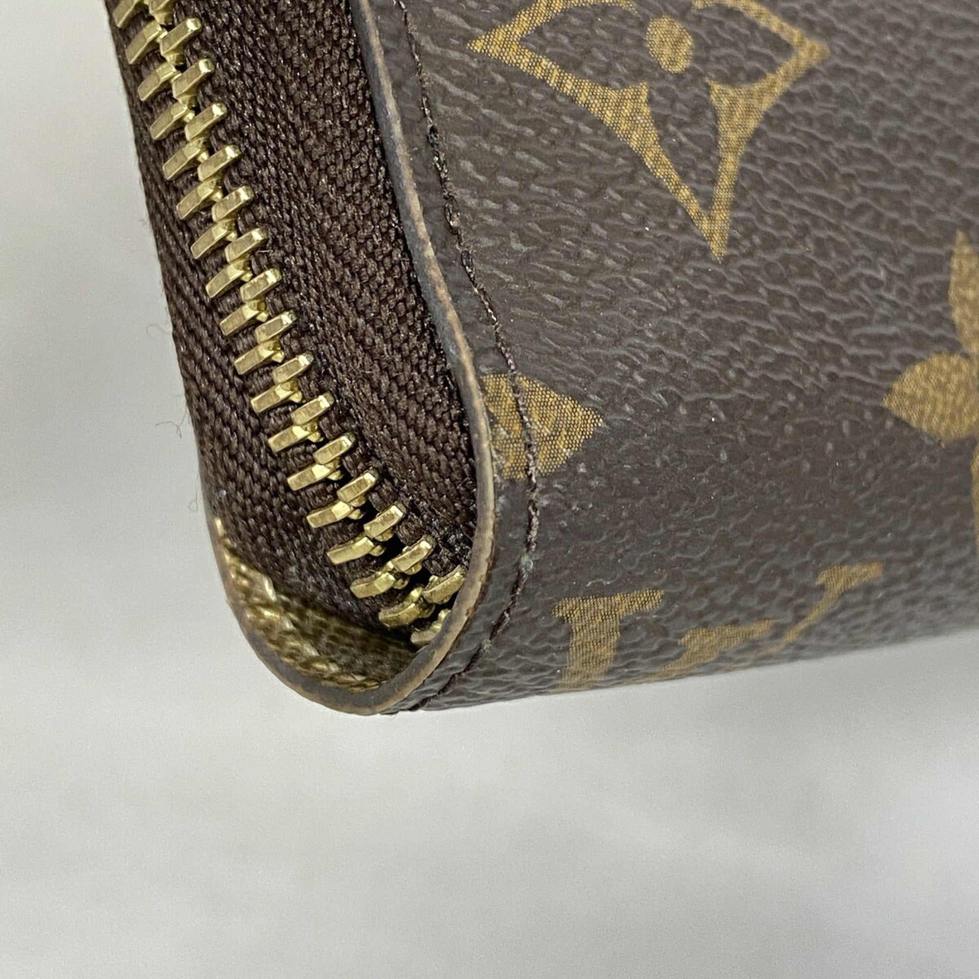 Louis Vuitton Brown Long Wallet (Bi-Fold) (Pre-Owned)