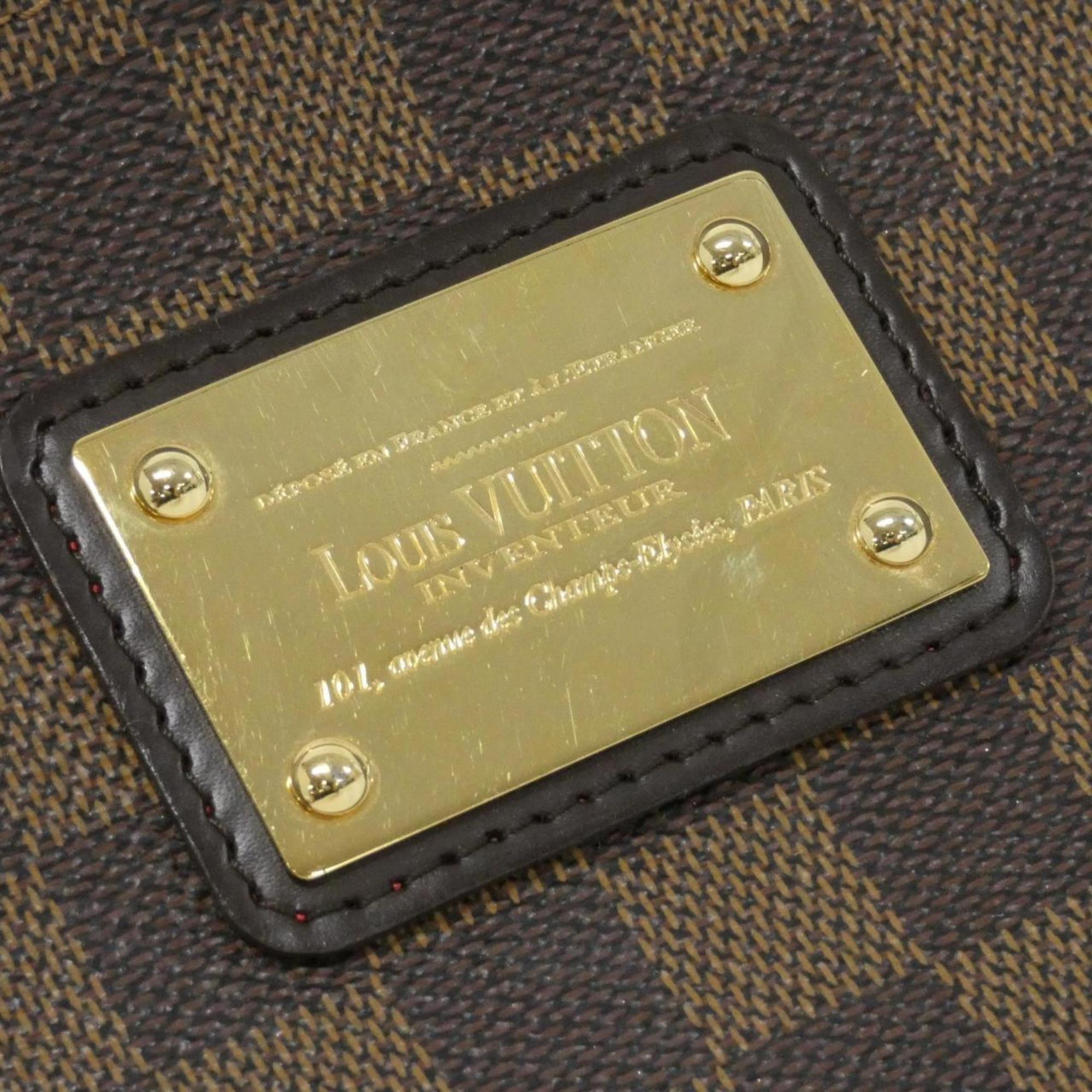 Louis Vuitton Brown Coated Canvas Shoulder Bag (Pre-Owned)