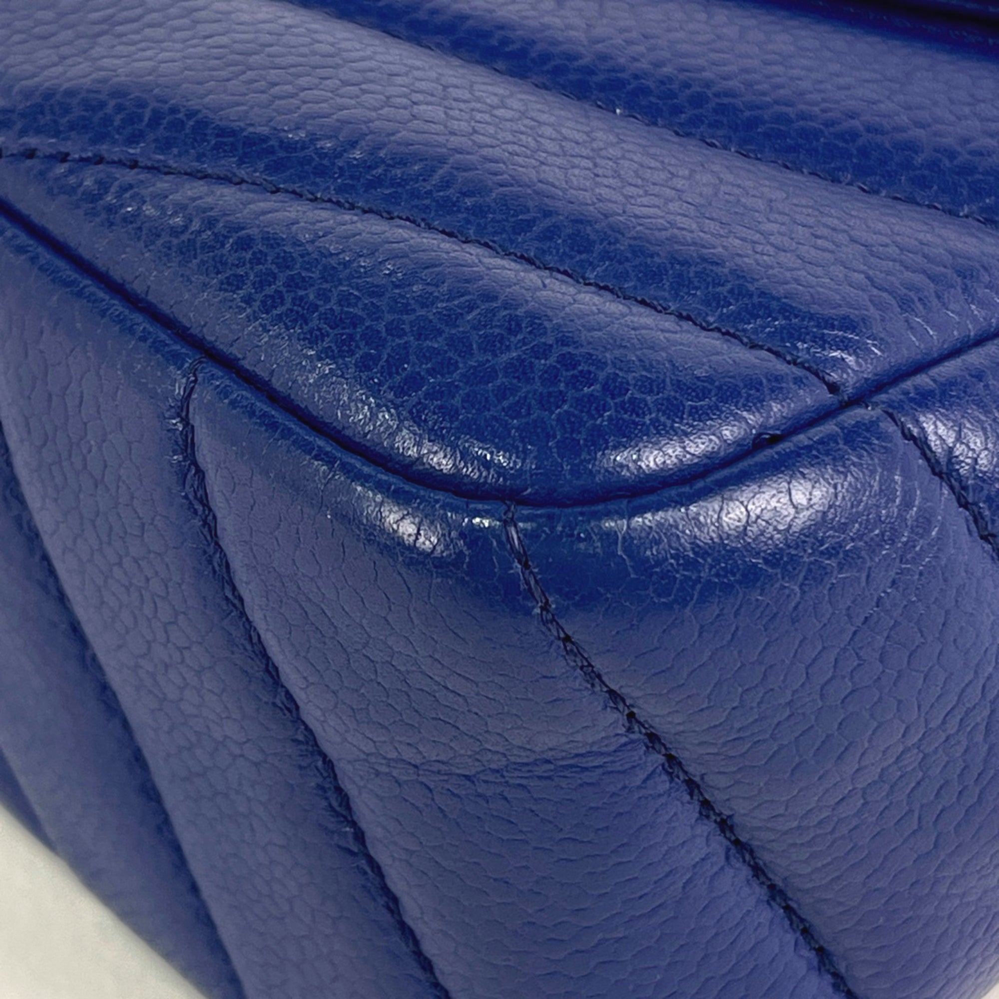 Chanel Blue Grained Calfskin Shoulder Bag (Pre-Owned)
