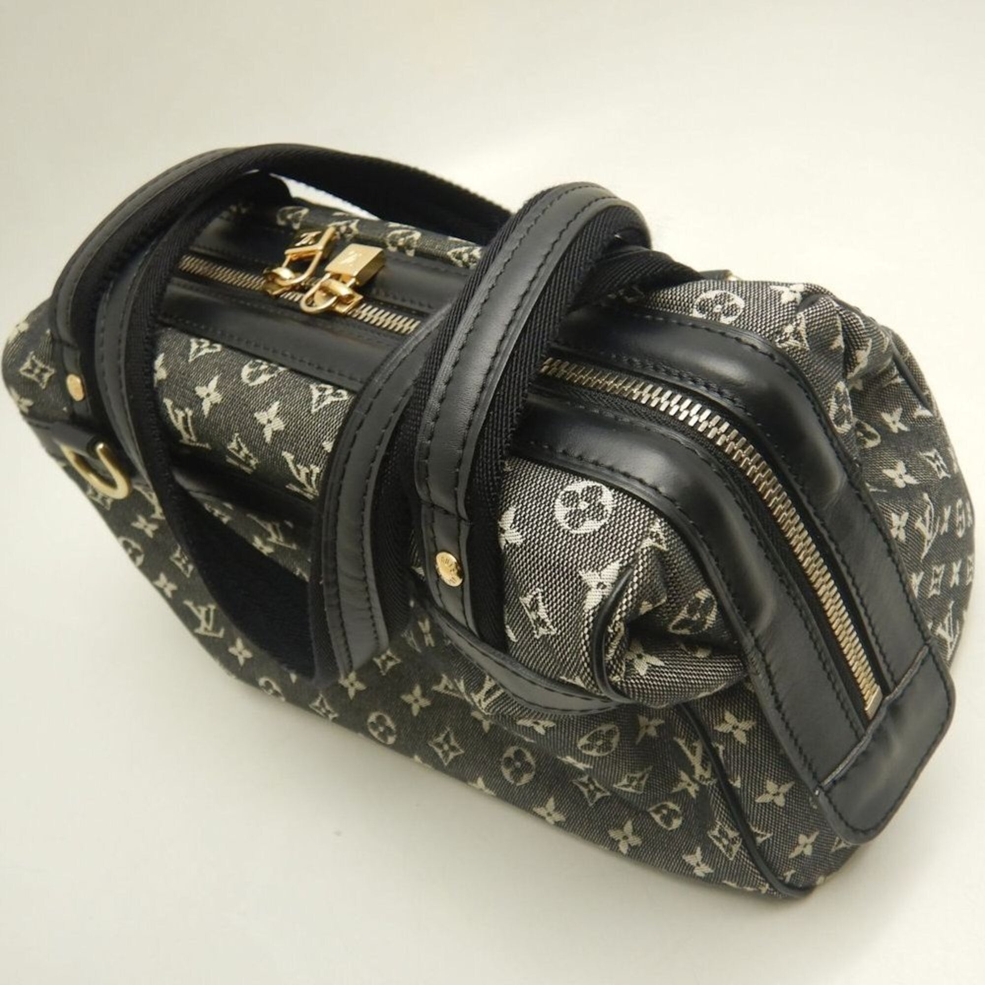 Louis Vuitton Monogram Mini Noir Canvas Handbag (Pre-Owned)