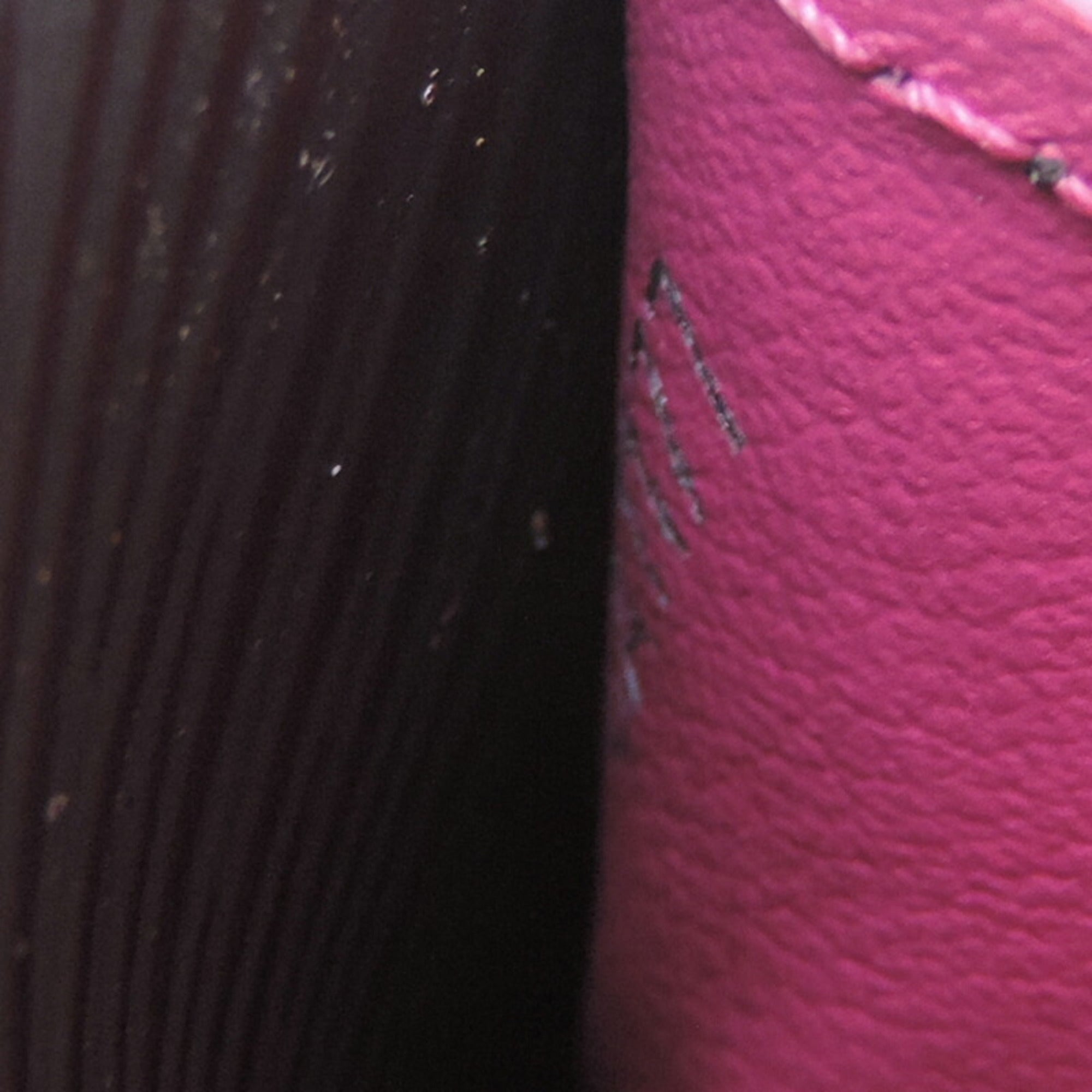 Louis Vuitton Black Hot Pink Noir Pink Epi Leather Long Wallet (Bi-Fold) (Pre-Owned)