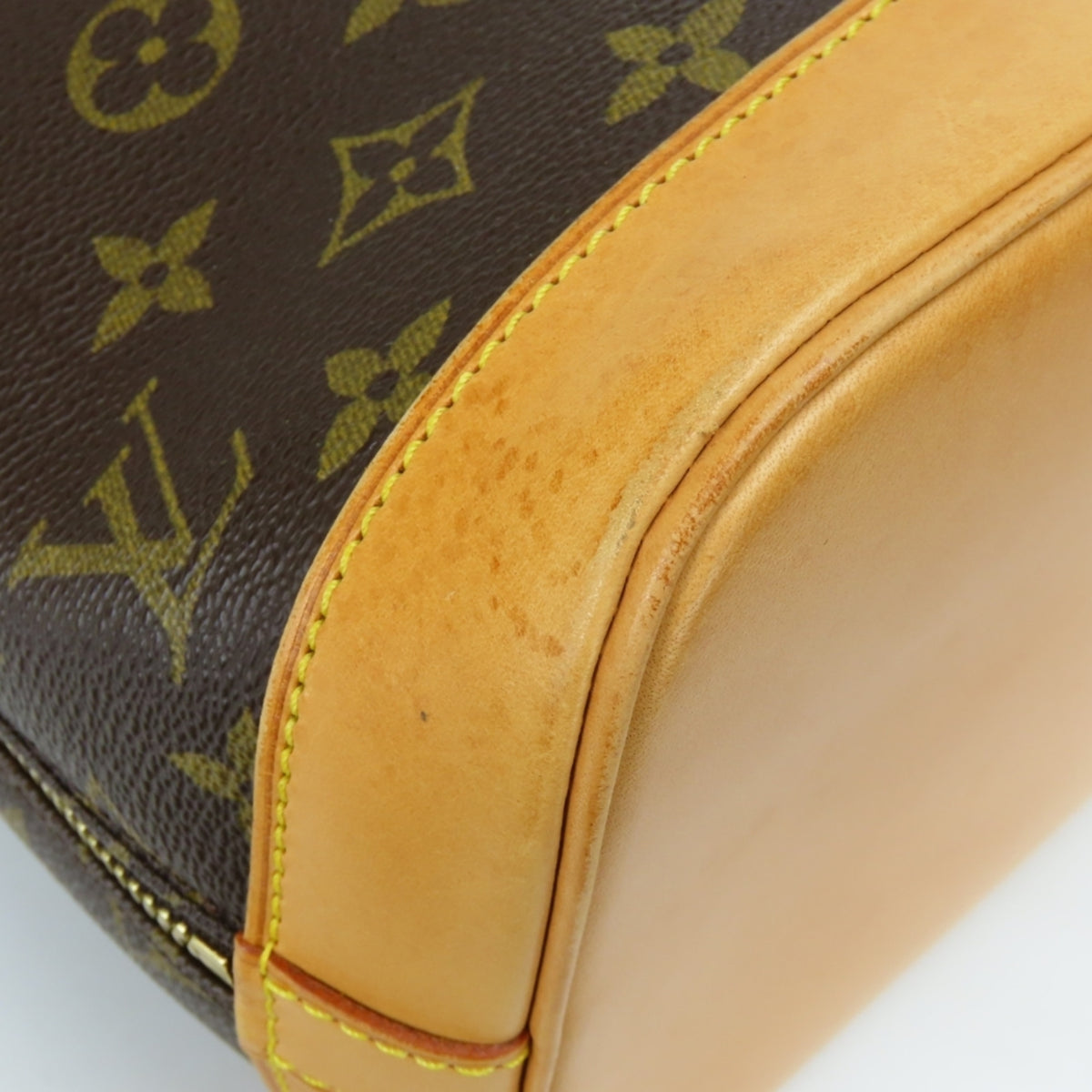 Louis Vuitton Brown Monogram Monogram Handbag (Pre-Owned)