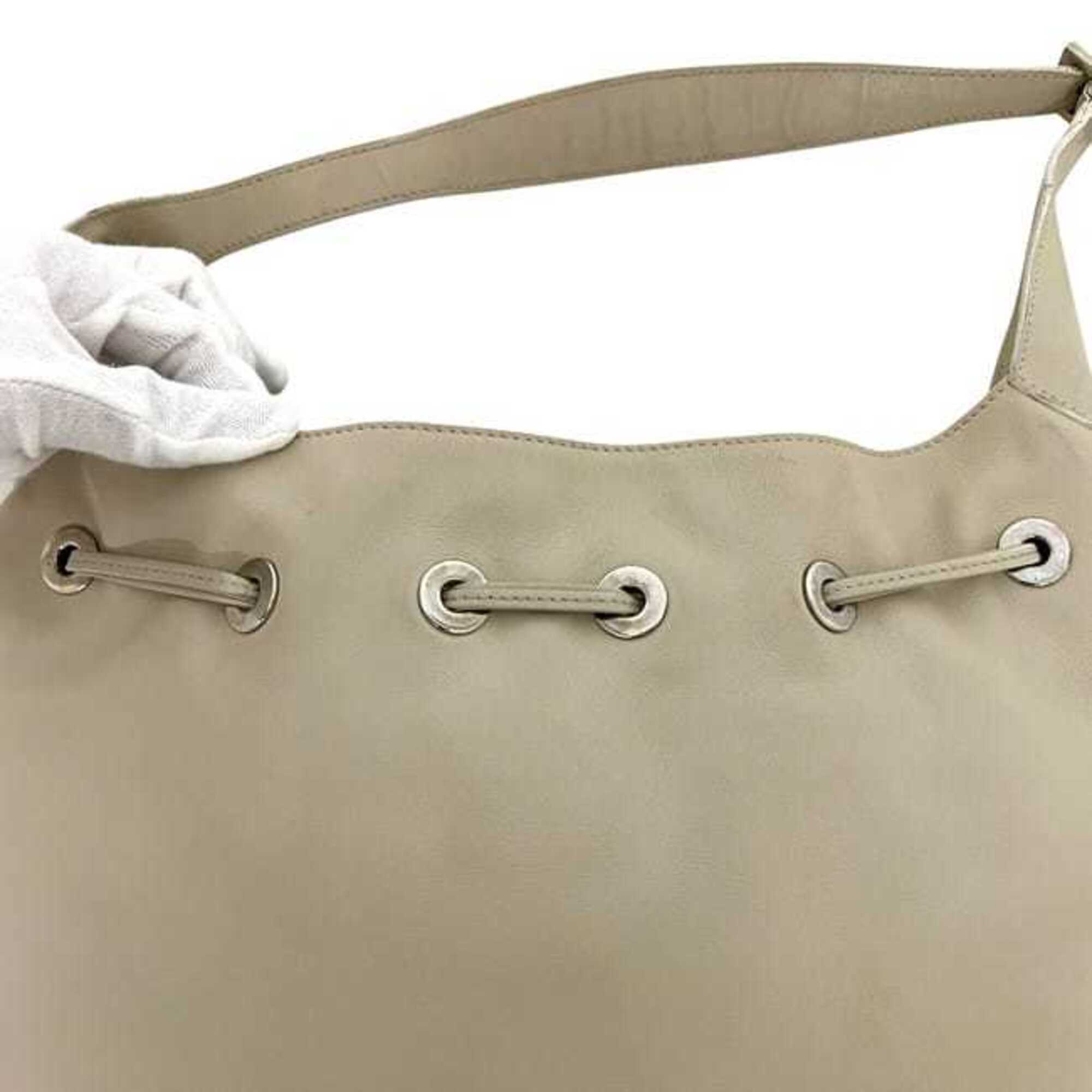Gucci Ivory Leather Handbag (Pre-Owned)