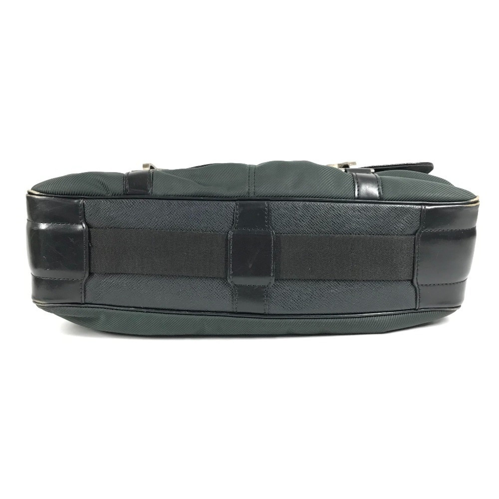 Louis Vuitton Taiga Ardoise Black Khaki Taiga Leather Nylon Messenger Bag Shoulder Bag (Pre-Owned)