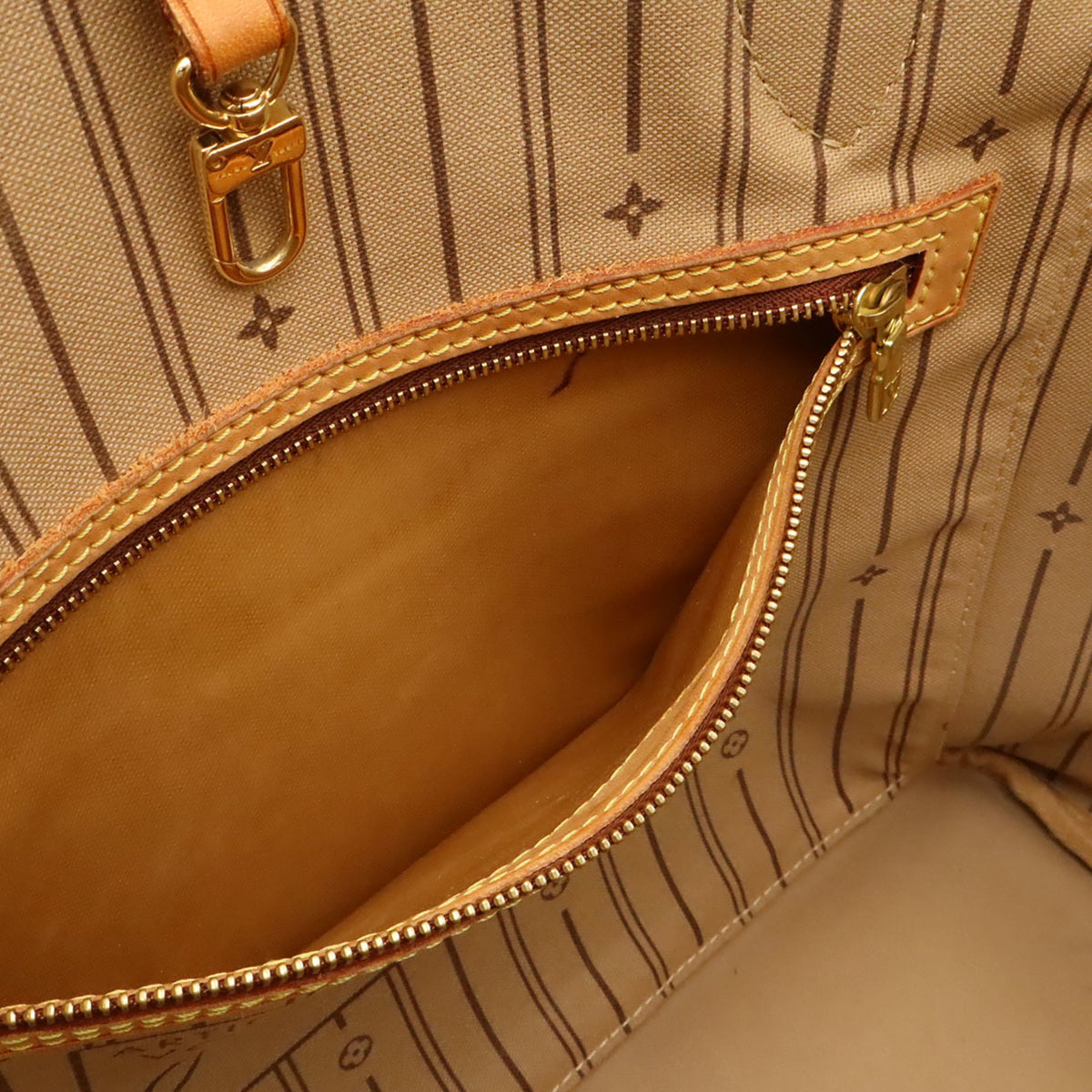 Louis Vuitton Brown Monogram Monogram Shoulder Bag Tote Bag (Pre-Owned)