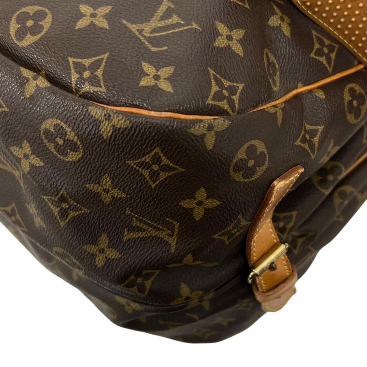 Louis Vuitton Brown Monogram Leather Shoulder Bag (Pre-Owned)