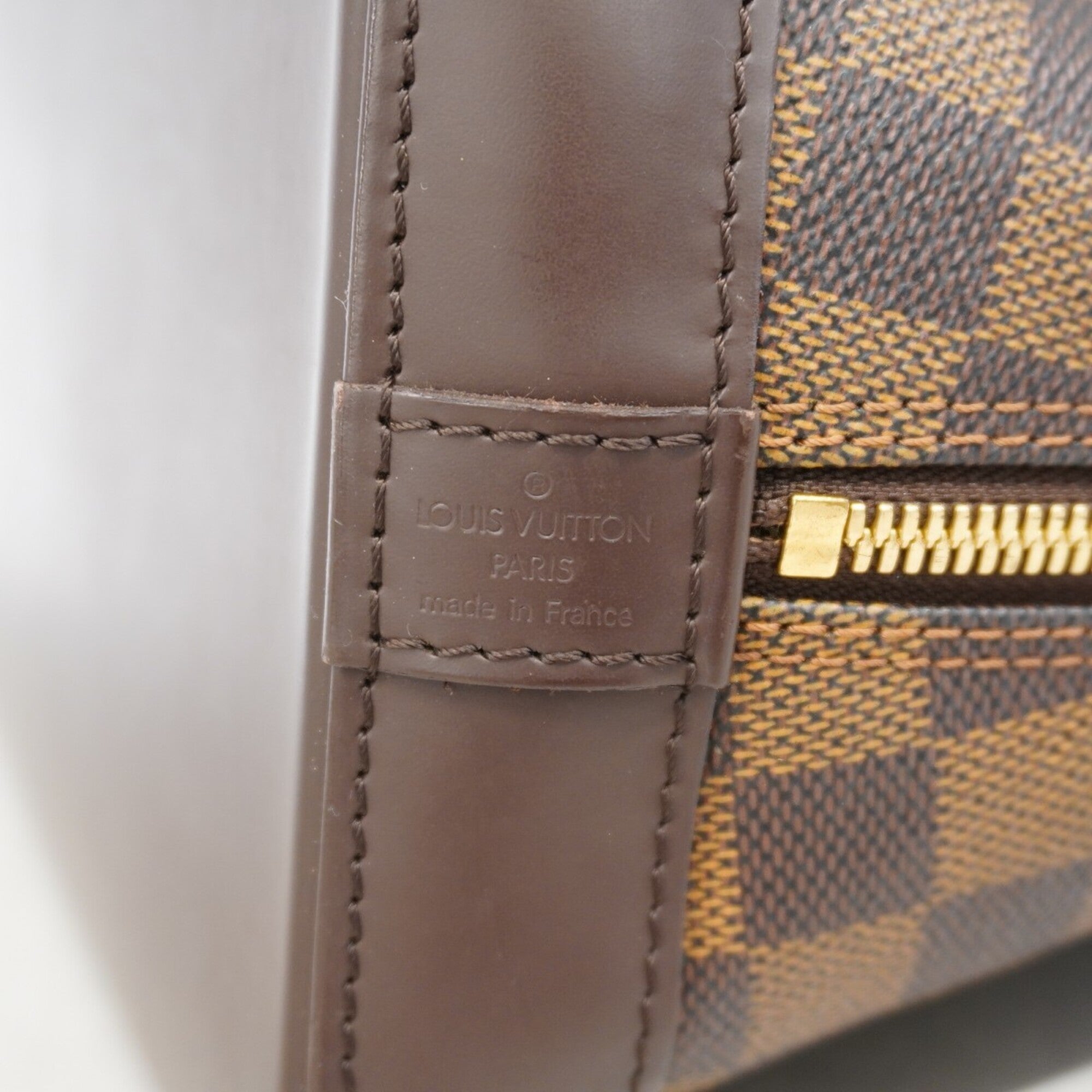 Louis Vuitton Ebene Handbag (Pre-Owned)