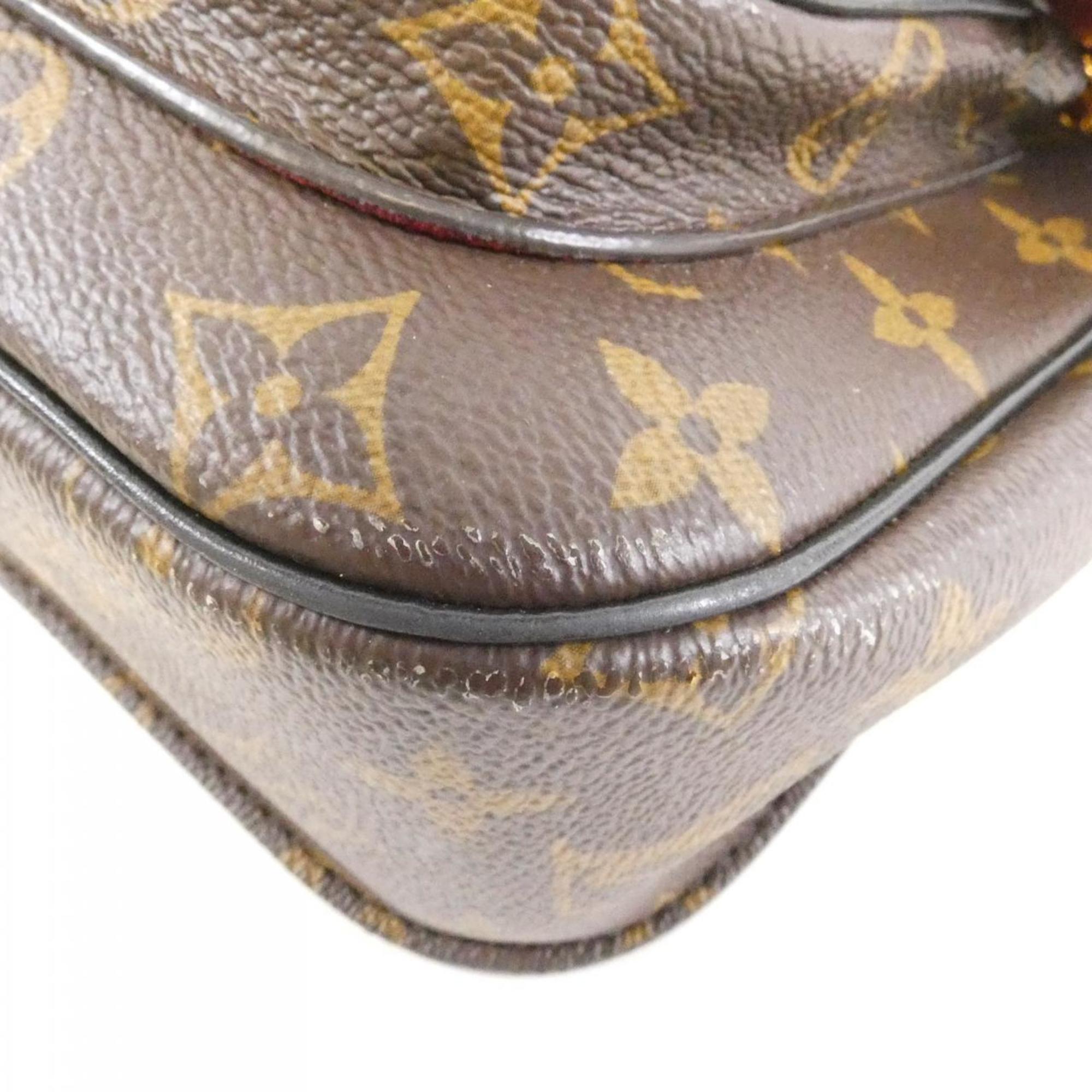 Louis Vuitton Brown Coated Canvas Shoulder Bag (Pre-Owned)