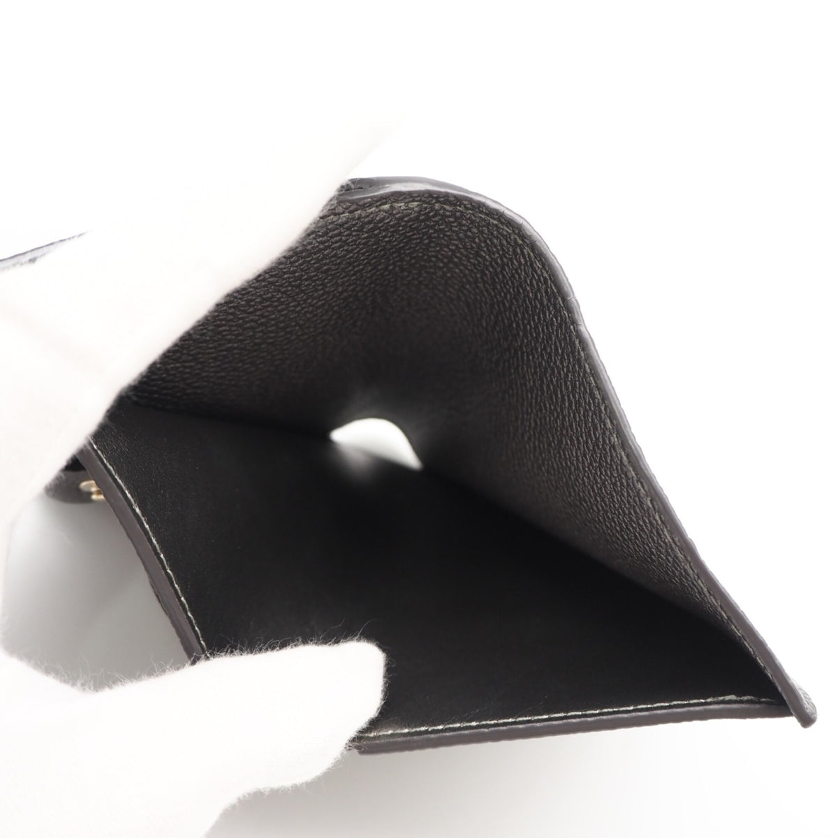 Louis Vuitton Silver Leather Wallet (Bi-Fold) (Pre-Owned)